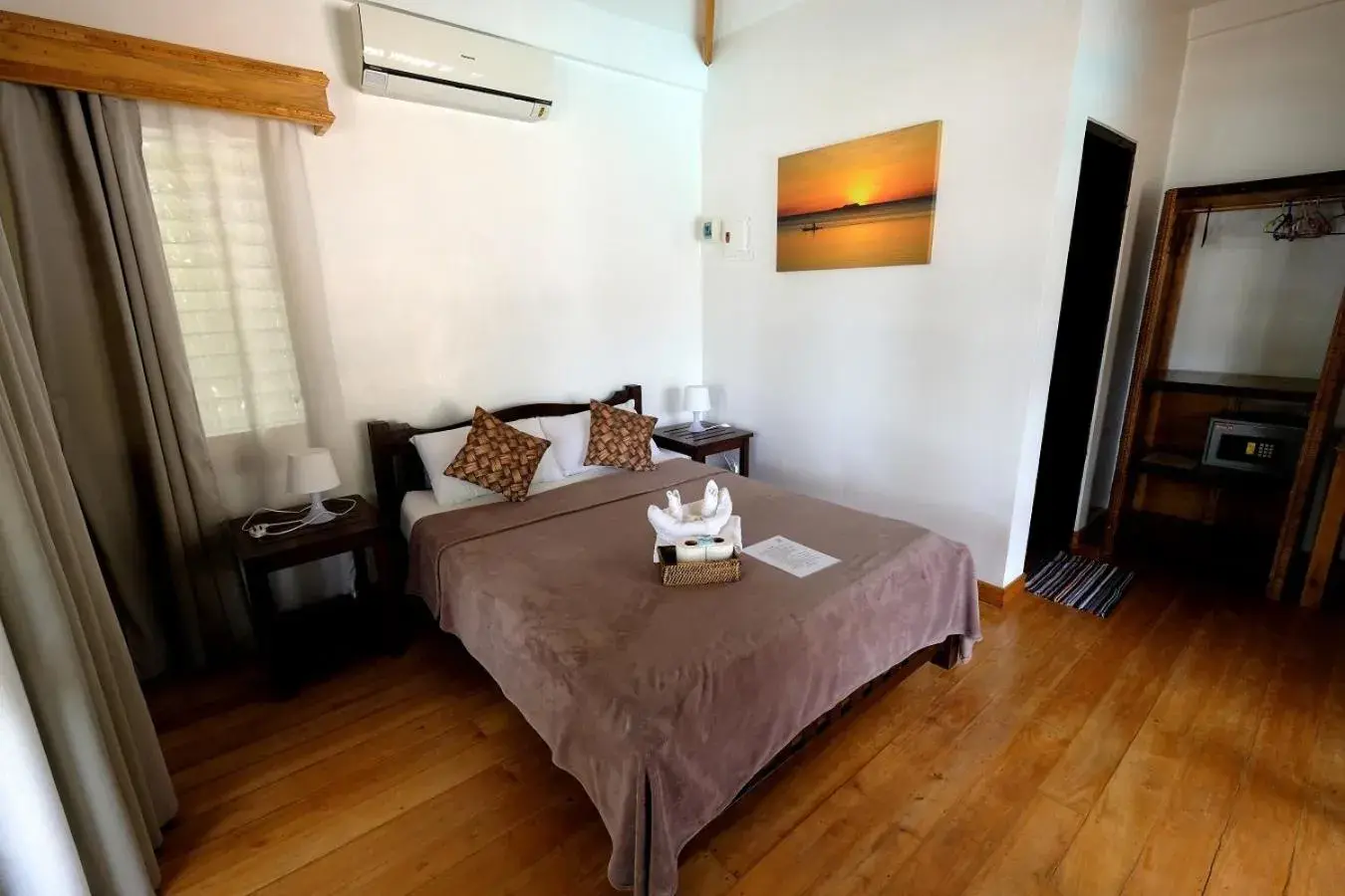 Bed in White Villas Resort