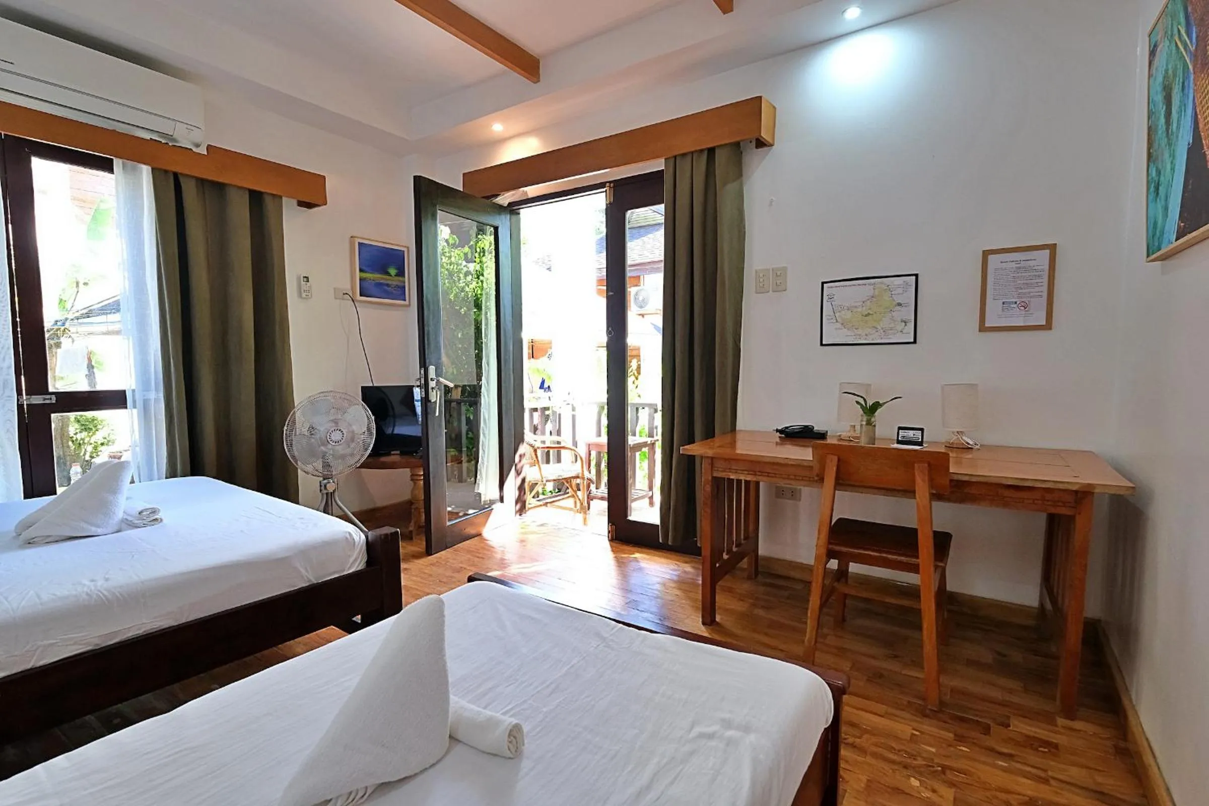 Bed in White Villas Resort