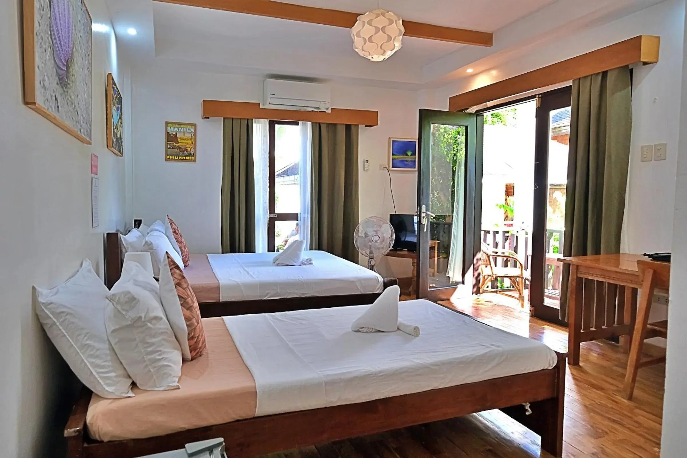 Standard Twin Room in White Villas Resort Standard Twin Room in White Villas Resort