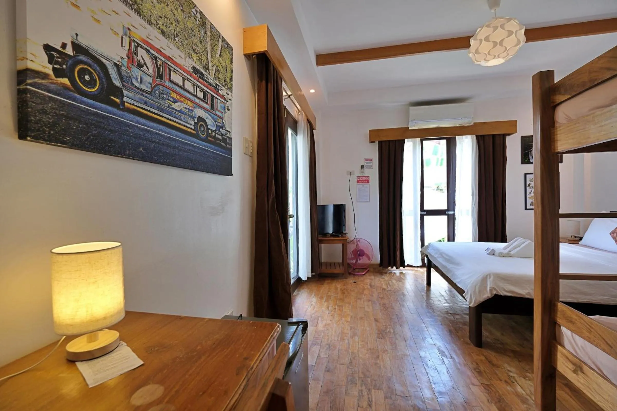 Photo of the whole room, Bed in White Villas Resort