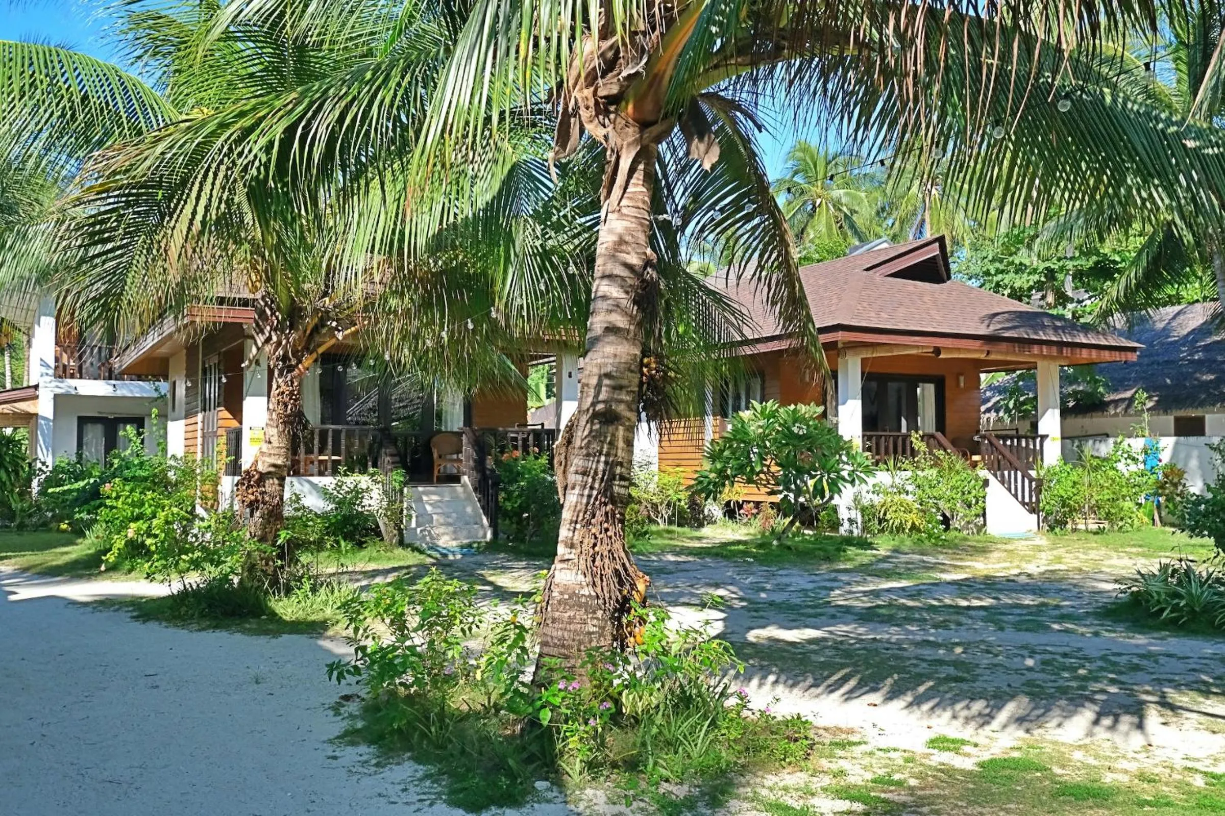 Property building in White Villas Resort