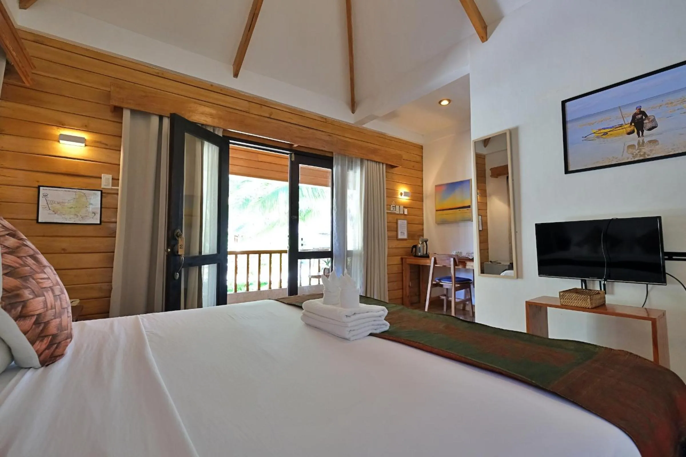 Bed in White Villas Resort