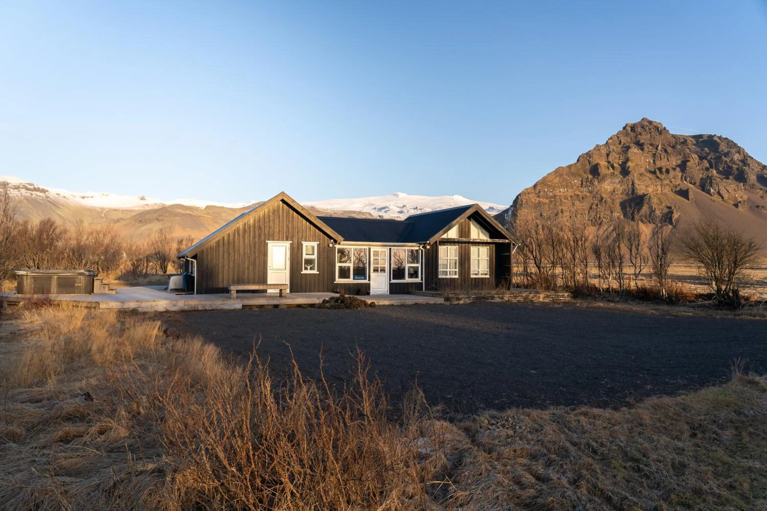 Grund Cabin