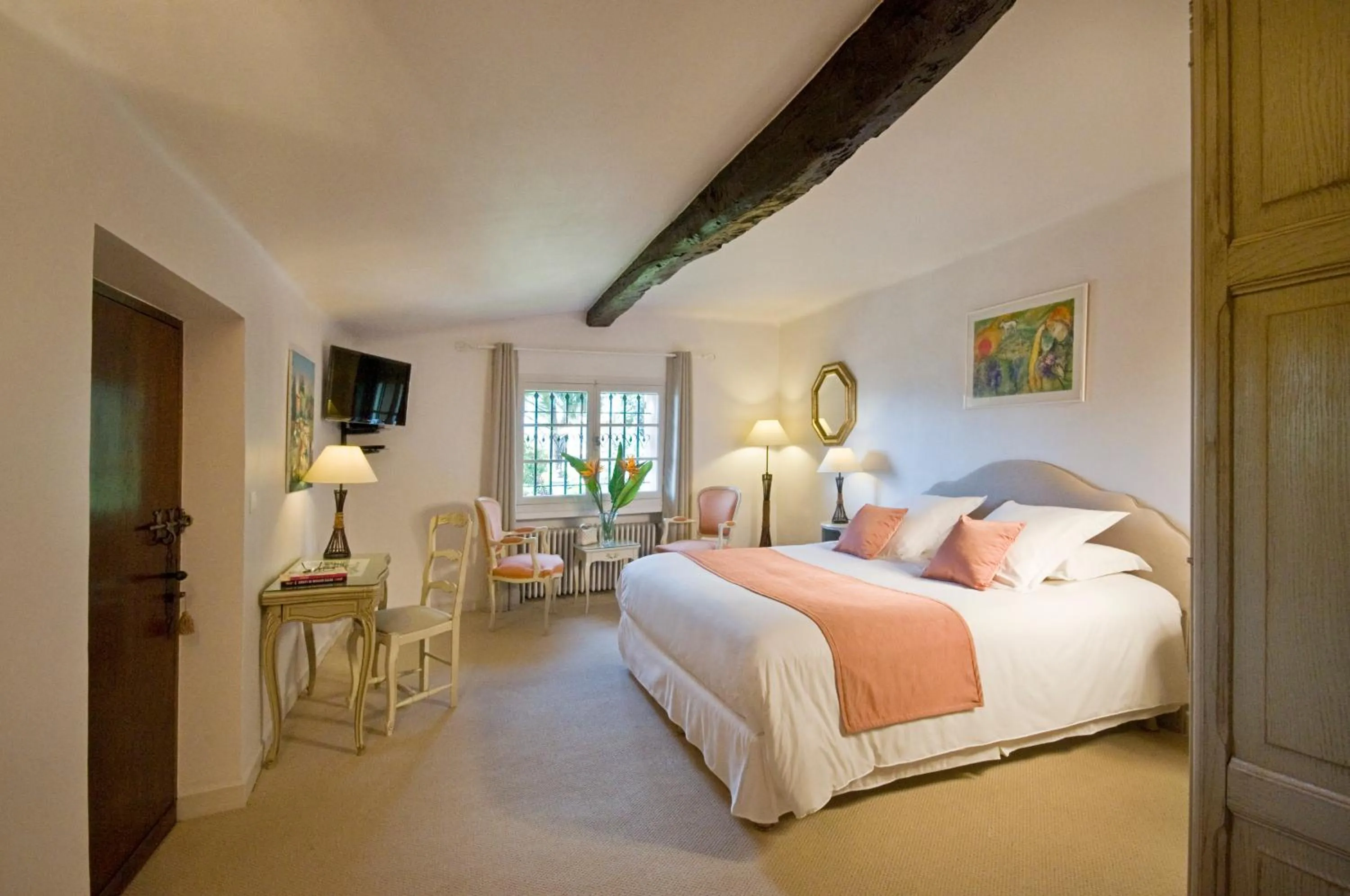 Decorative detail in Le Mas du Chanoine