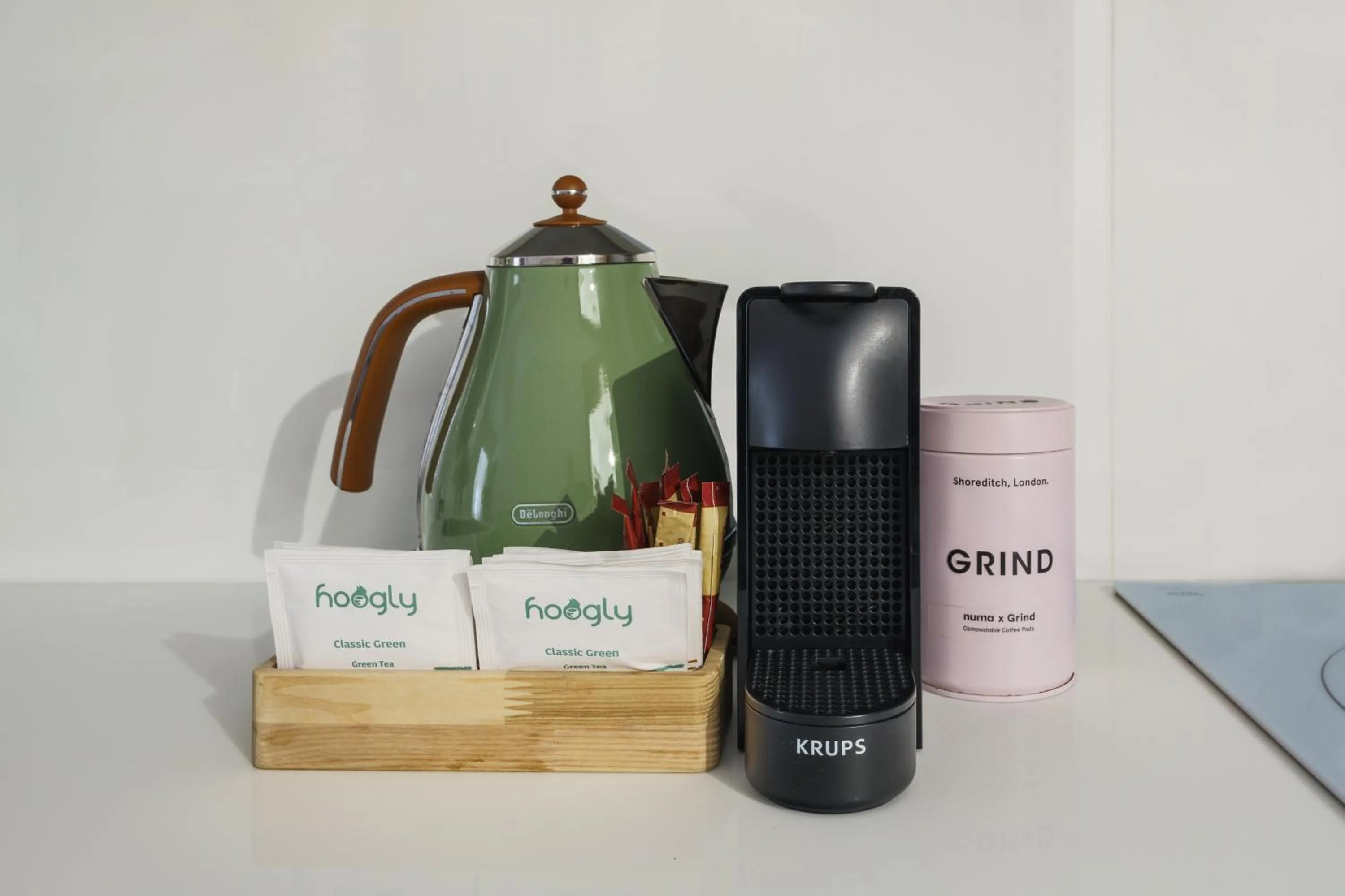 Coffee/tea facilities in Numa Seville Molina