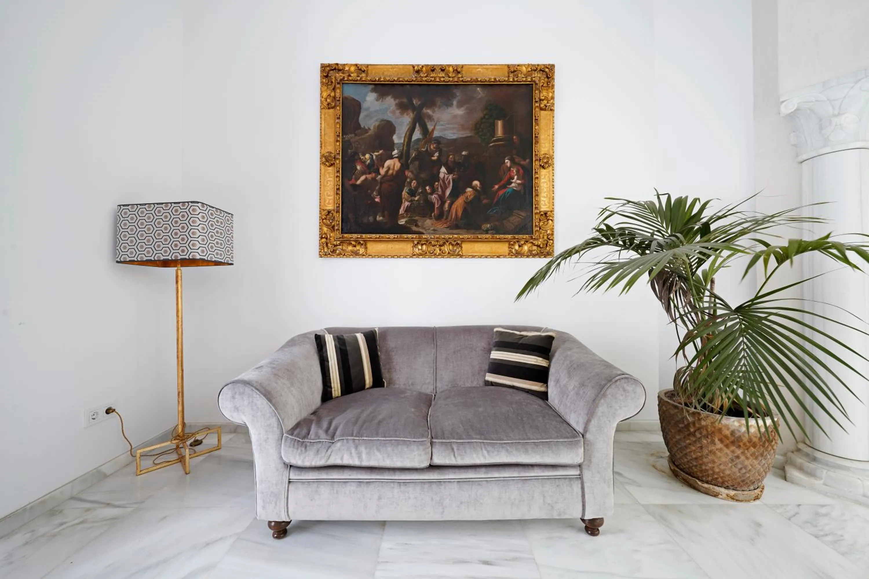 Property building in Numa Seville Molina