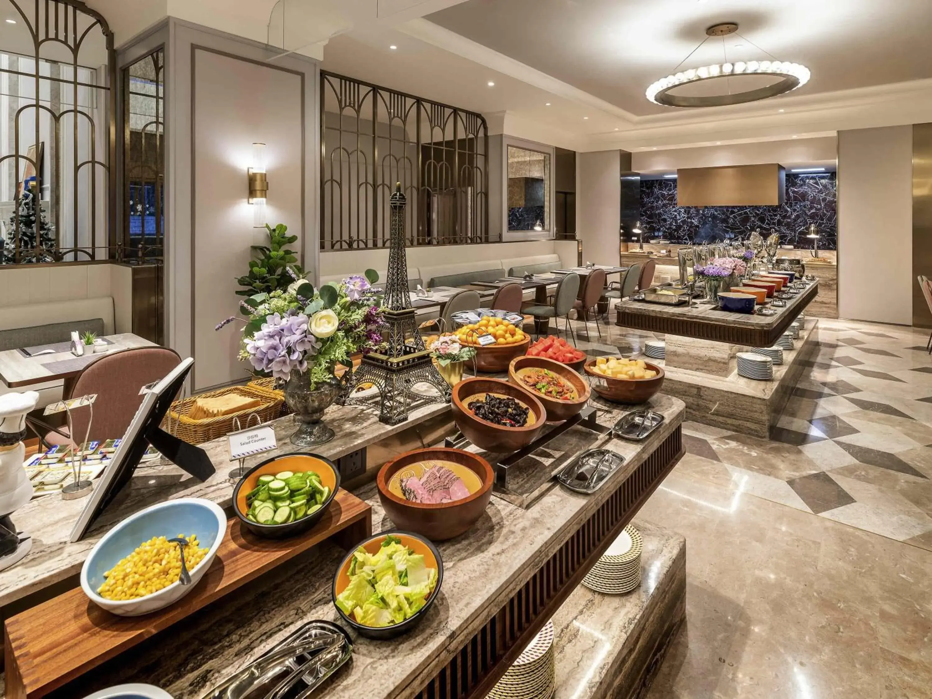 Restaurant/places to eat in Mercure Hangzhou Xixi Wetland Restaurant/places to eat in Mercure Hangzhou Xixi Wetland