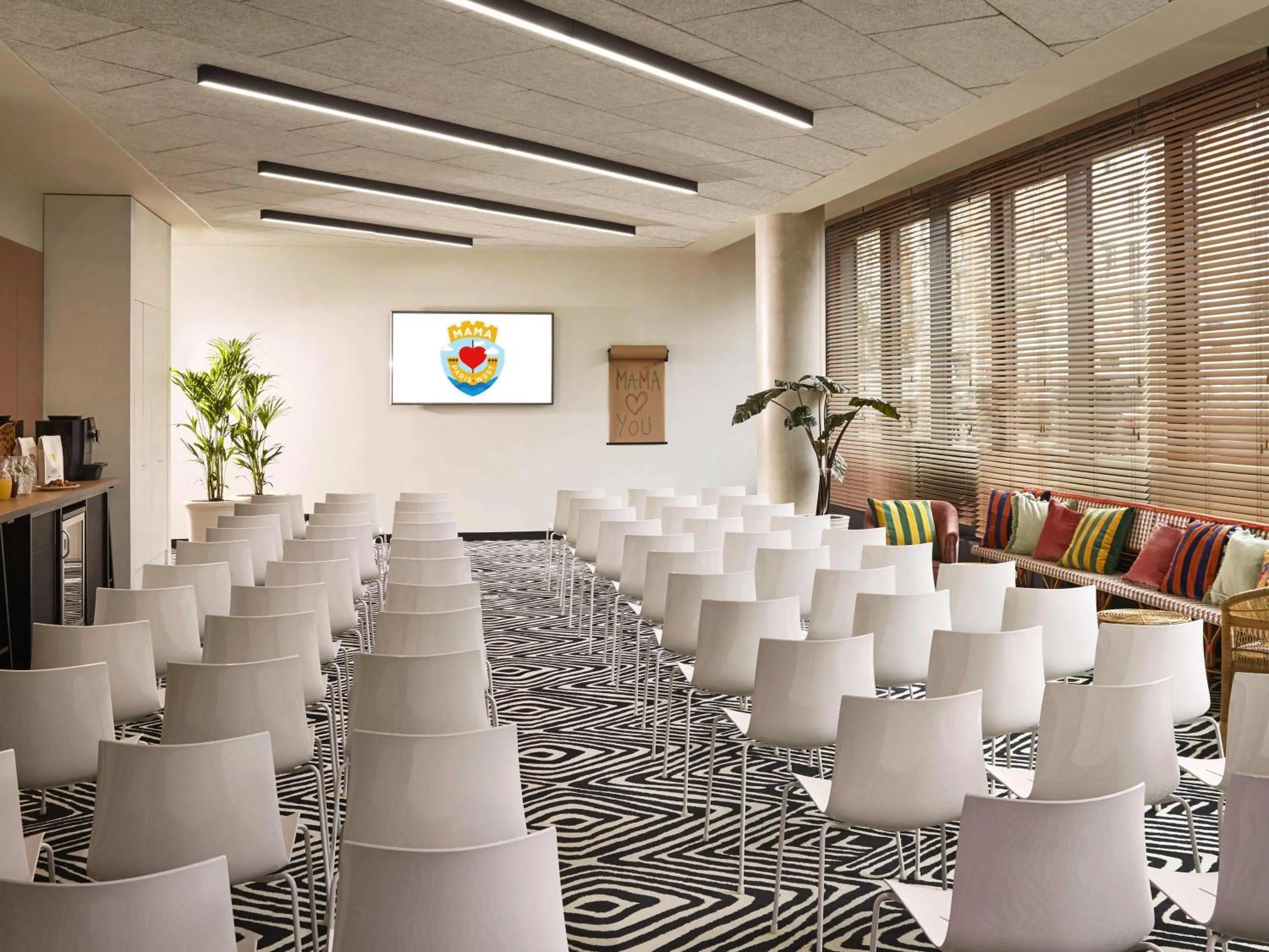 Meeting/conference room in Mama Shelter Paris West