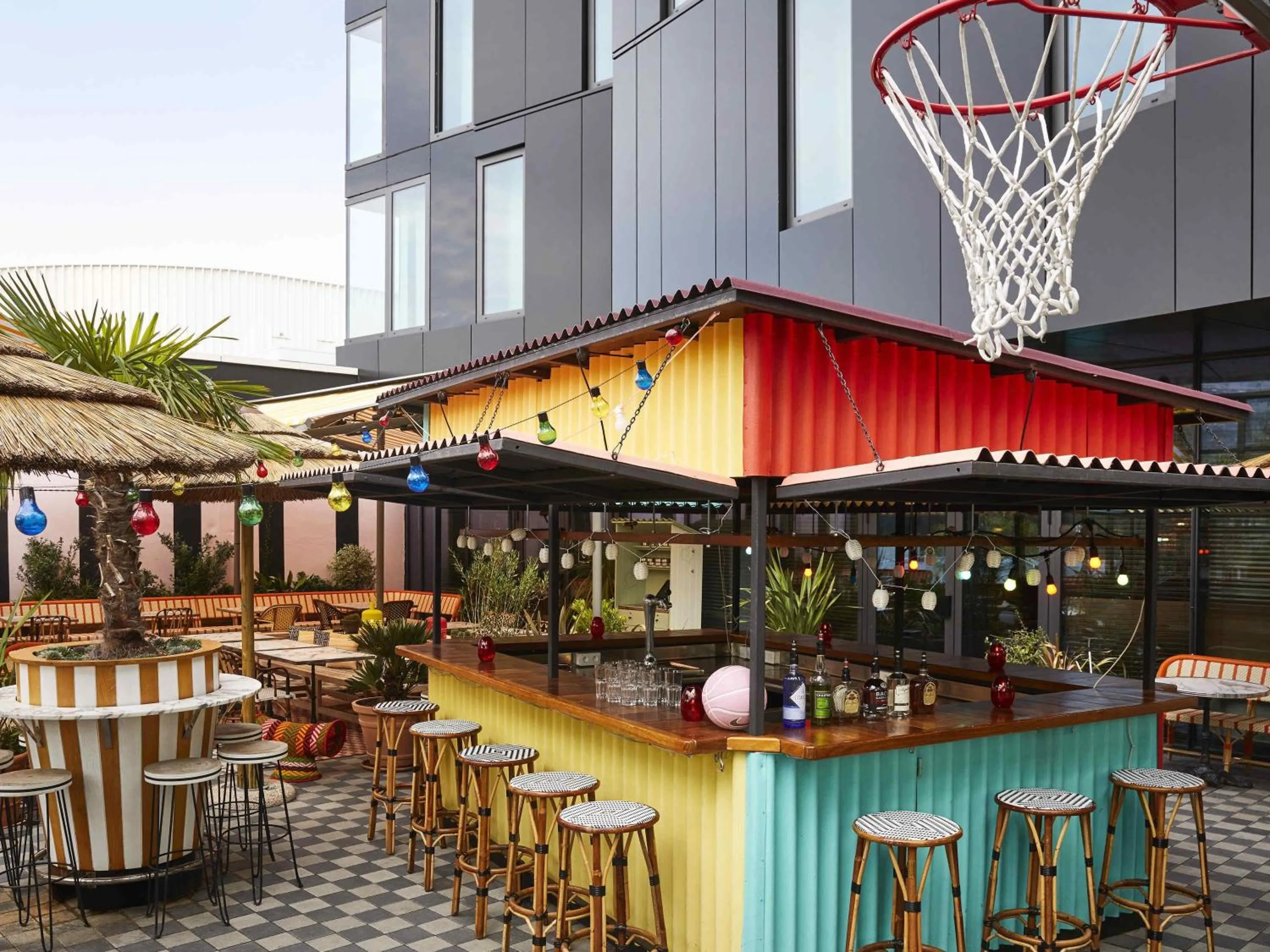 Restaurant/places to eat in Mama Shelter Paris West