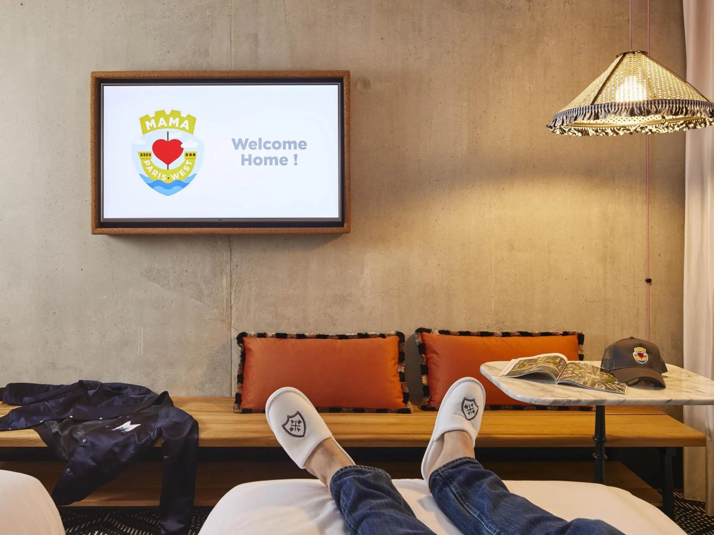 Bedroom, Bed in Mama Shelter Paris West