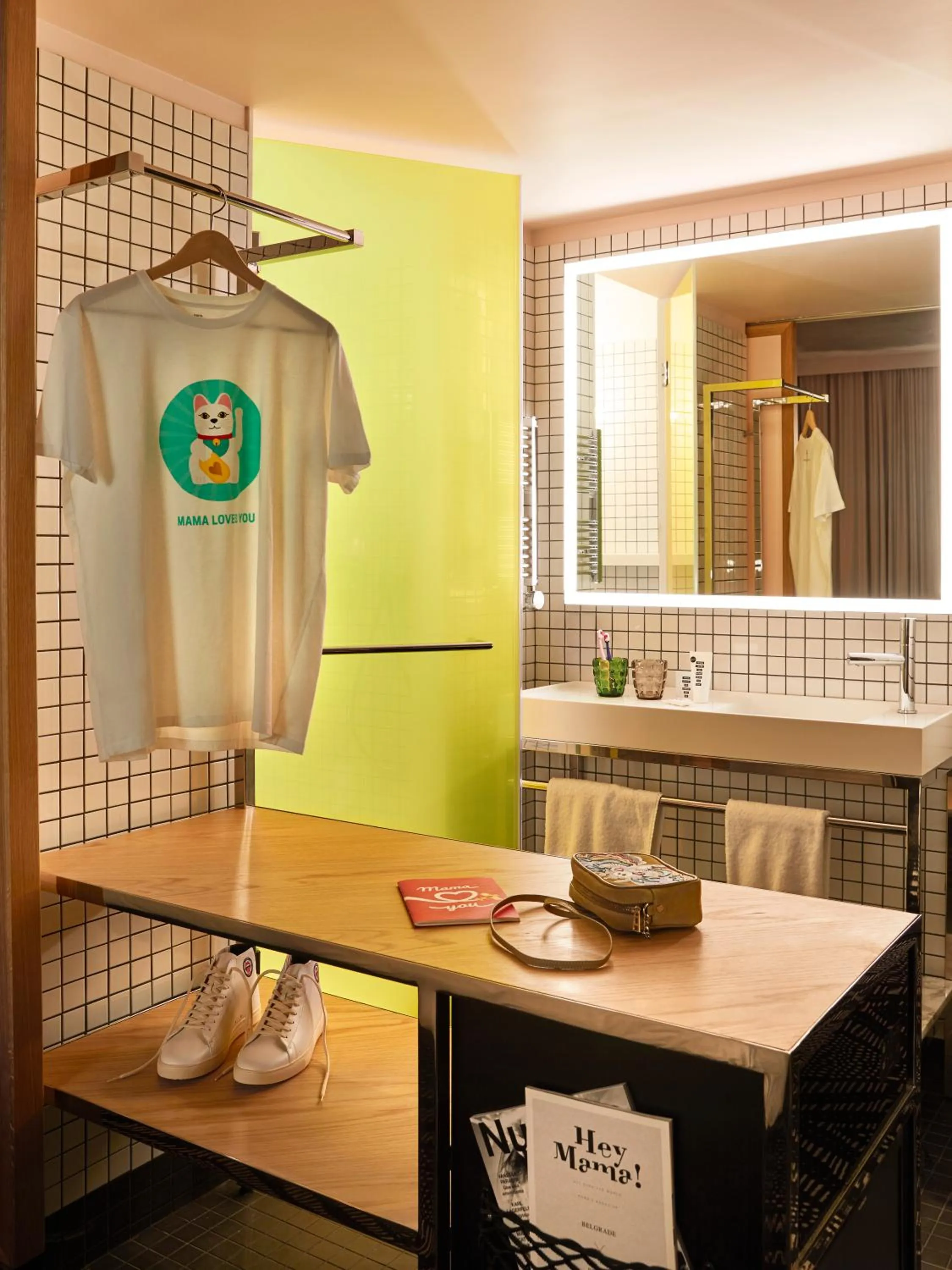 Toilet in Mama Shelter Paris West