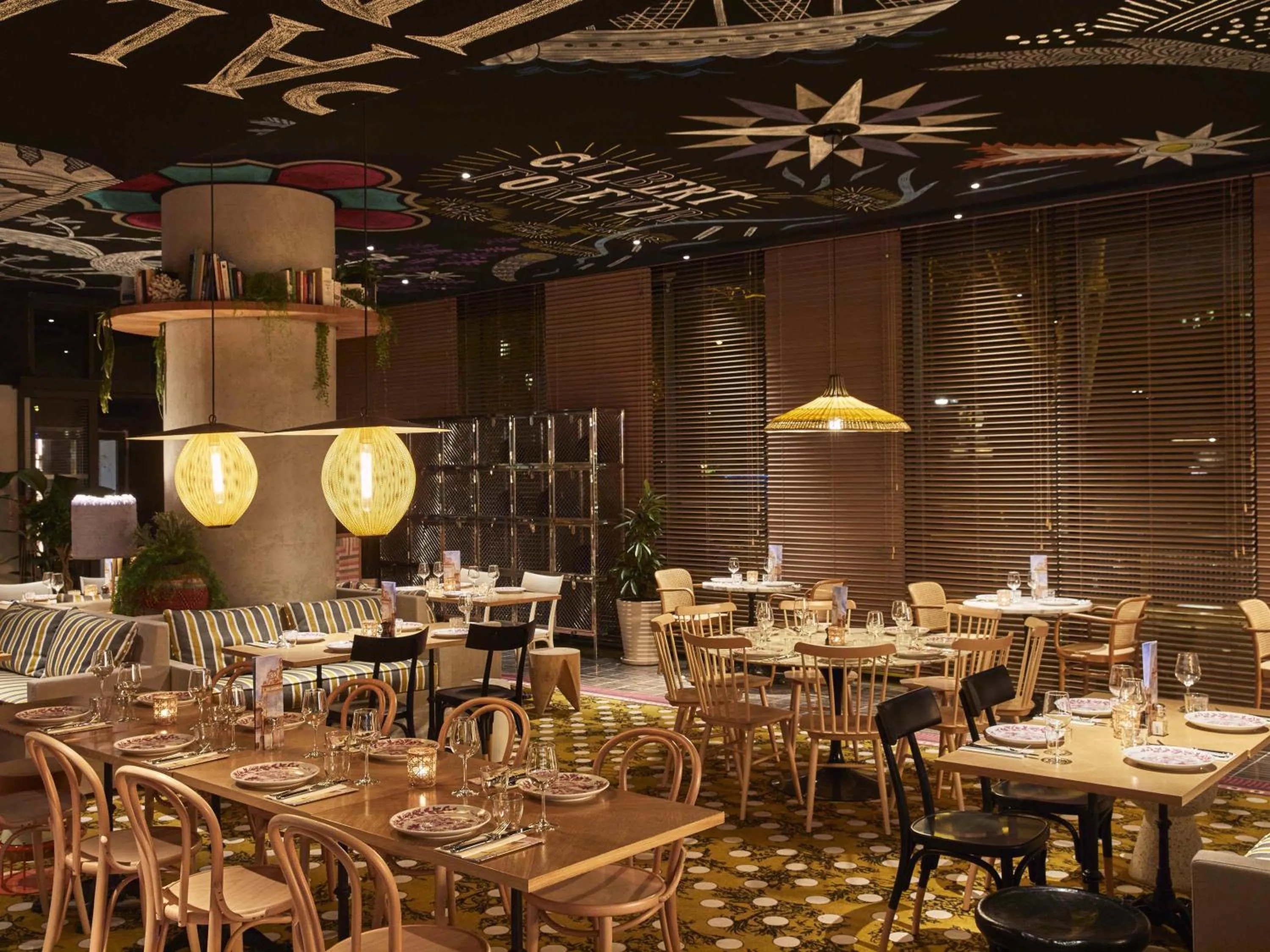 Restaurant/places to eat in Mama Shelter Paris West