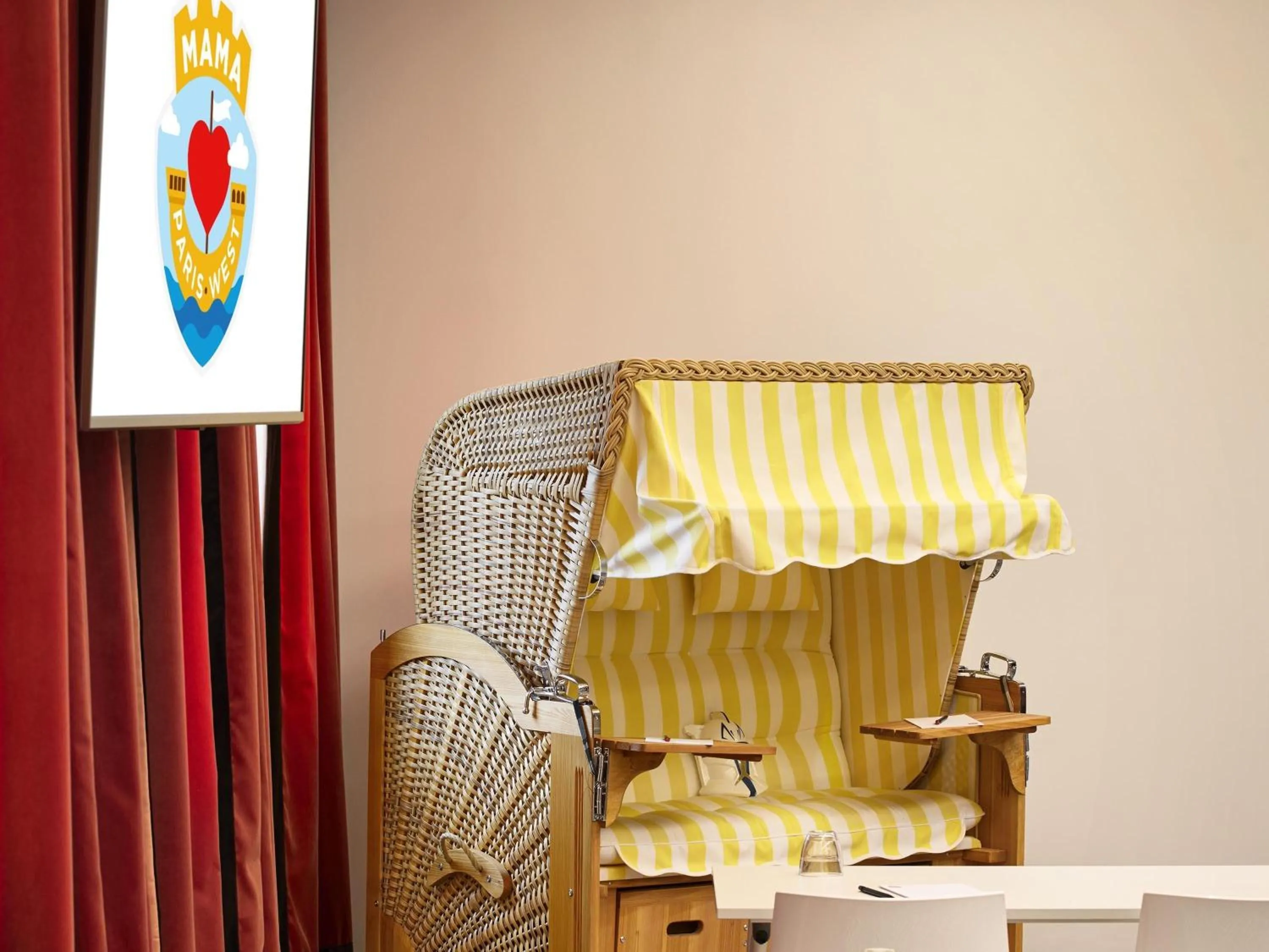 Meeting/conference room in Mama Shelter Paris West