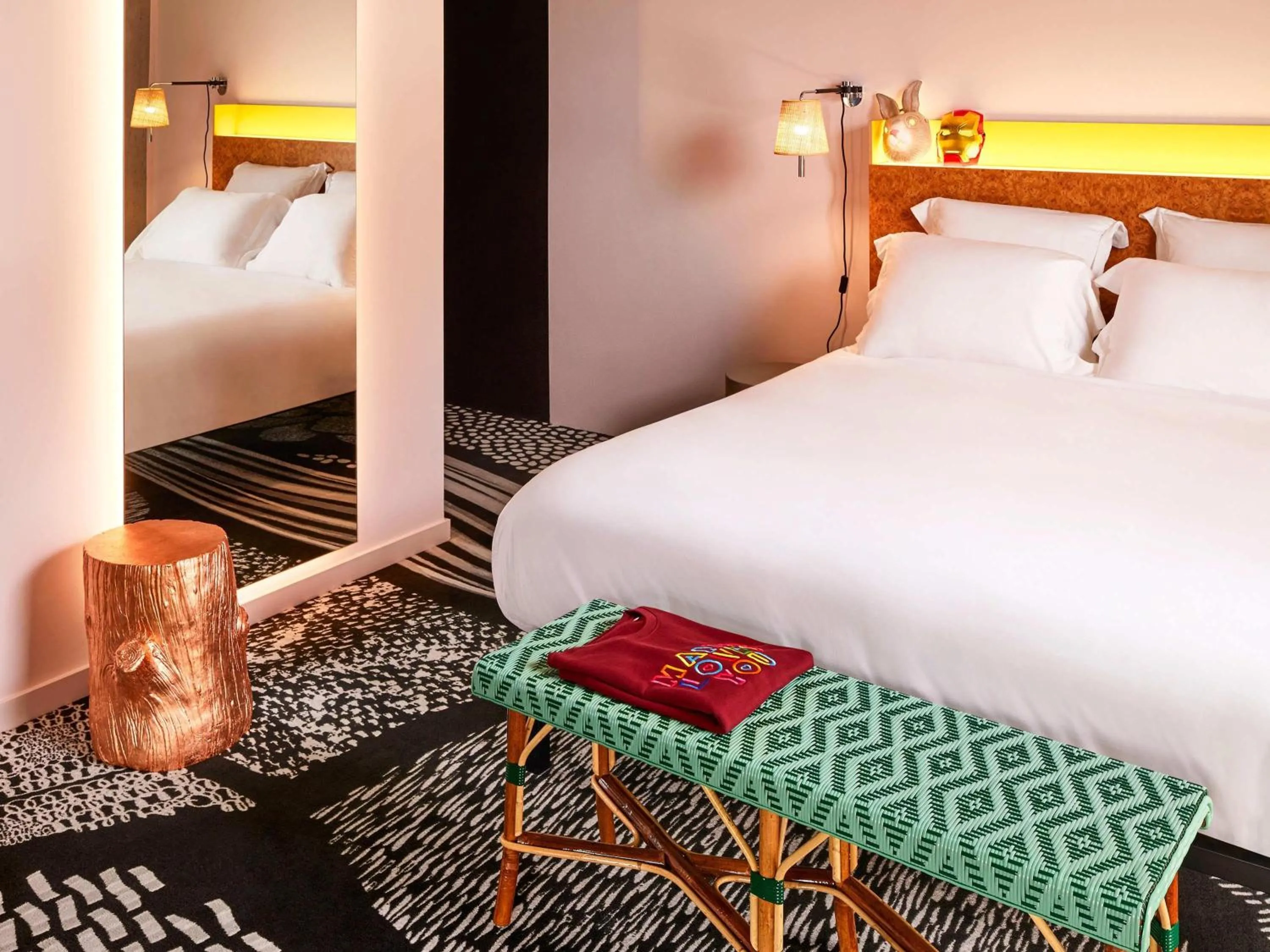 Bedroom, Bed in Mama Shelter Lille