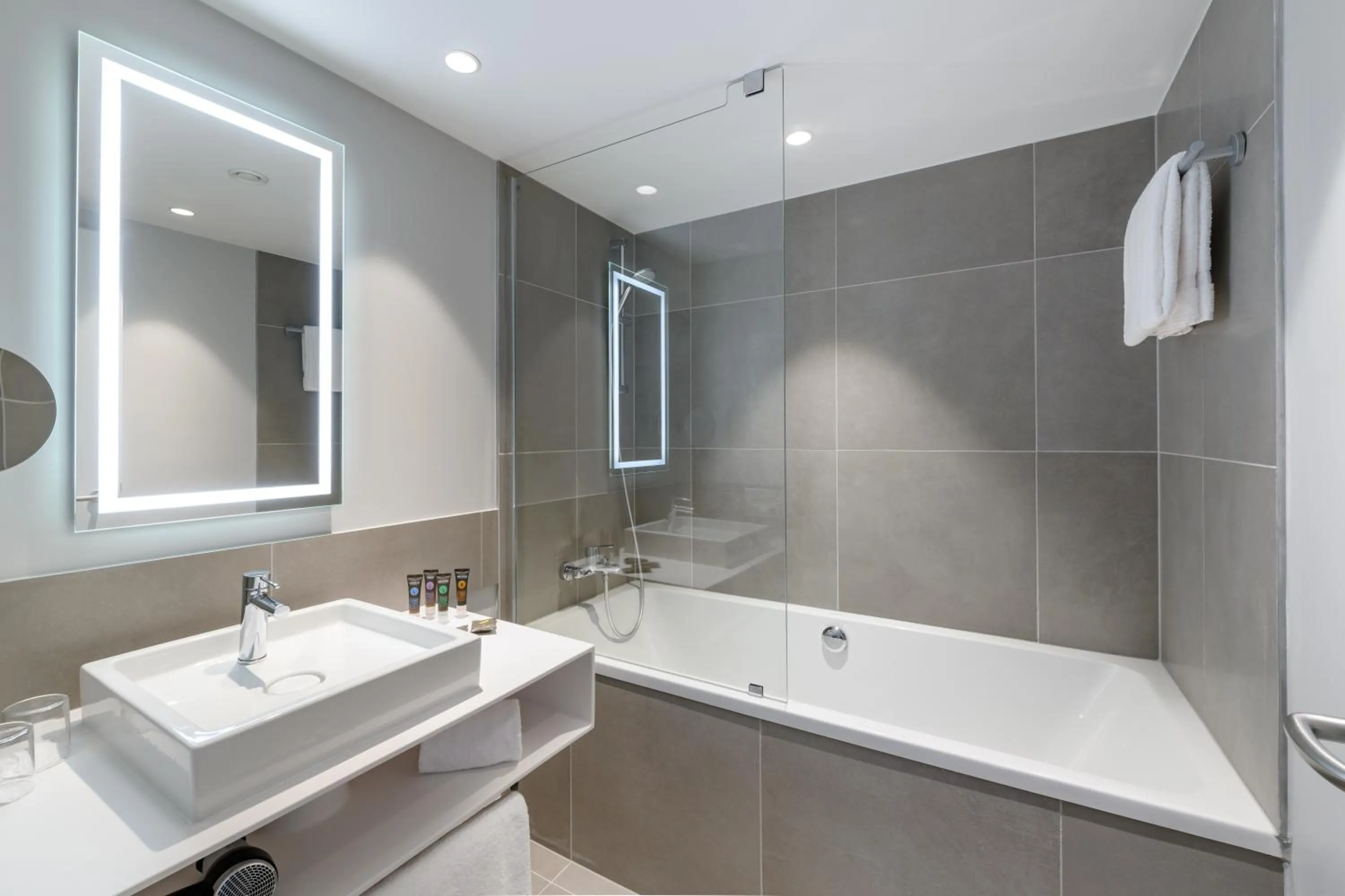 Bathroom in Novotel Regensburg Zentrum