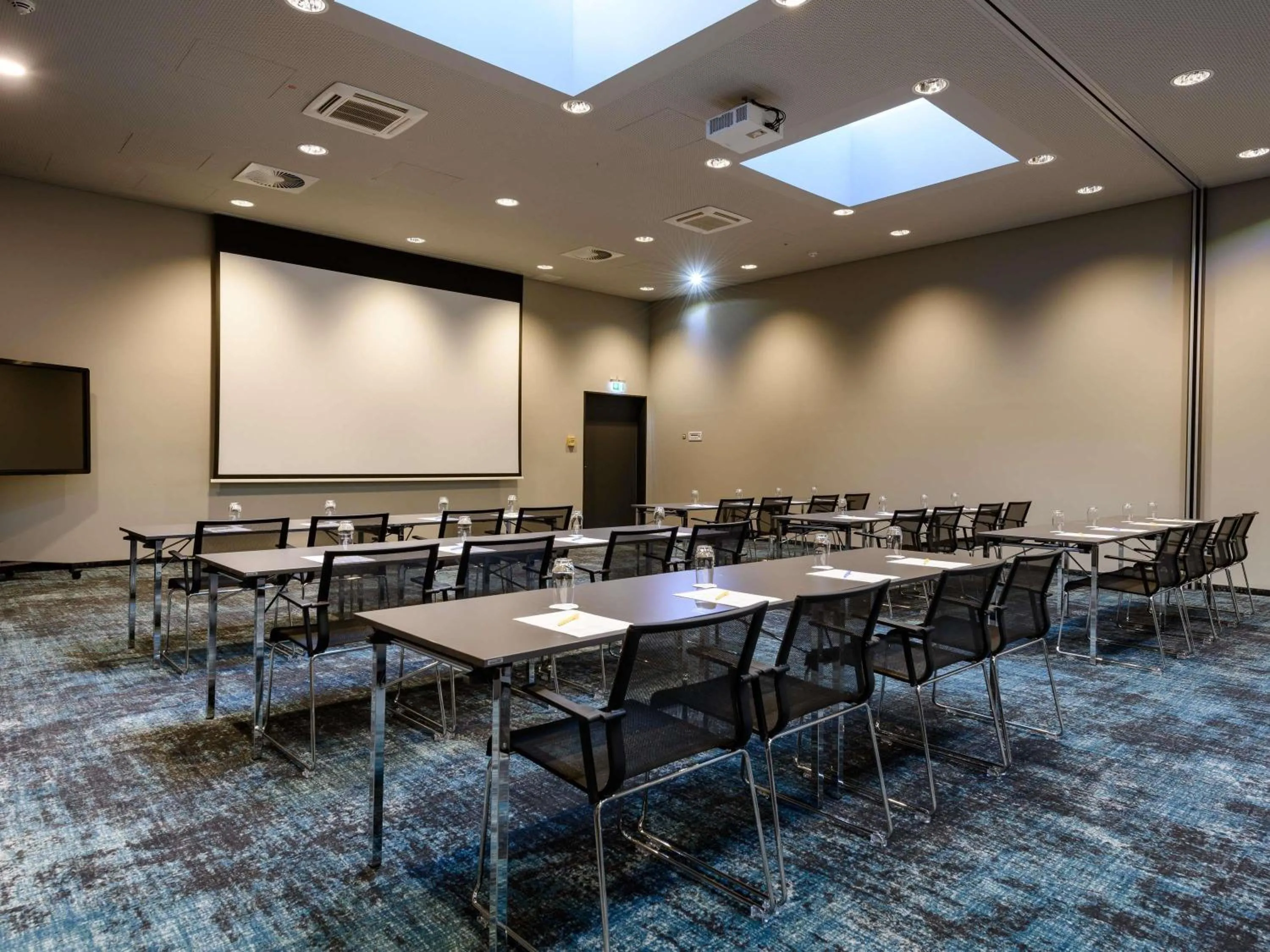 Meeting/conference room in Novotel Regensburg Zentrum