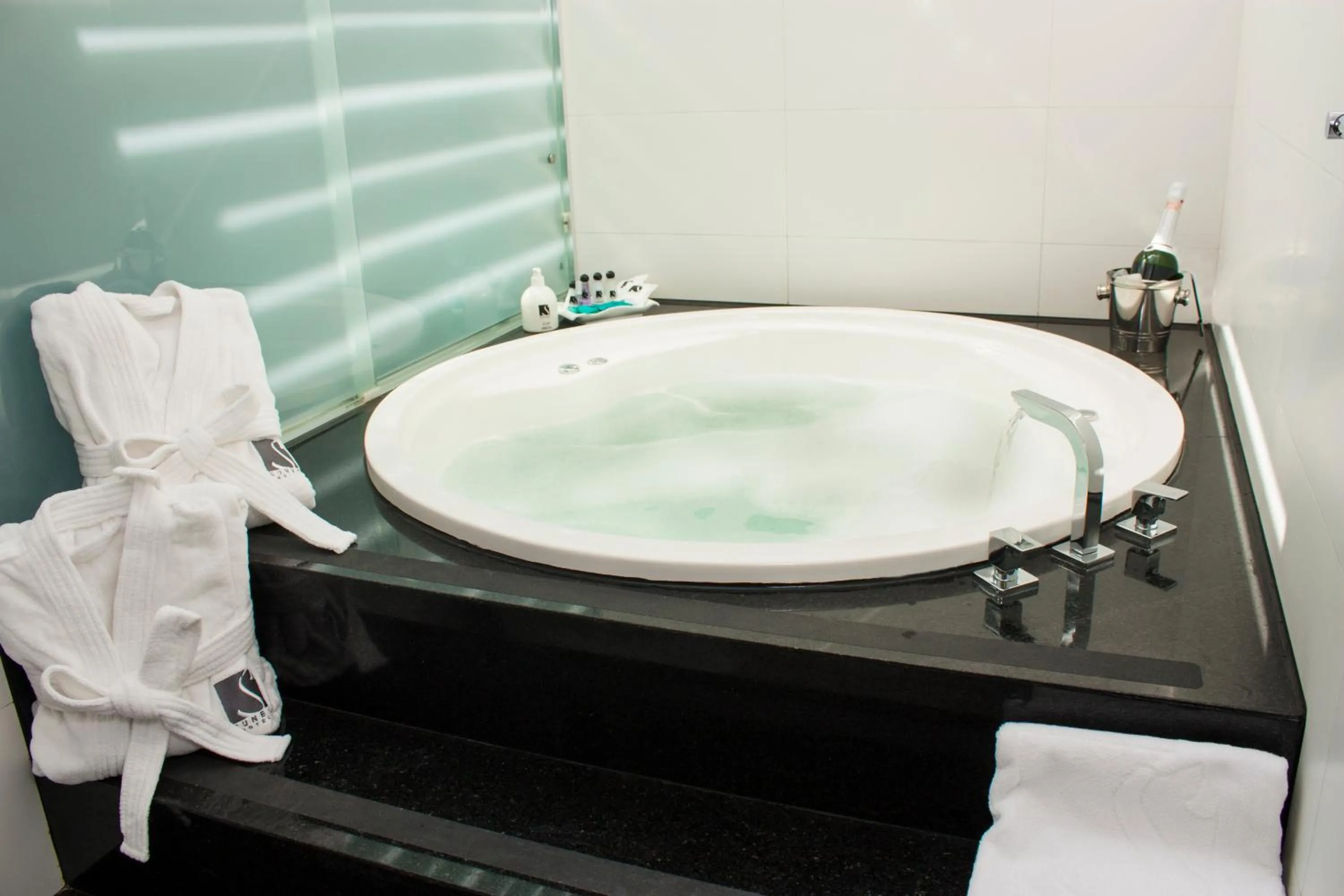 Bathroom in Sunec Hotel