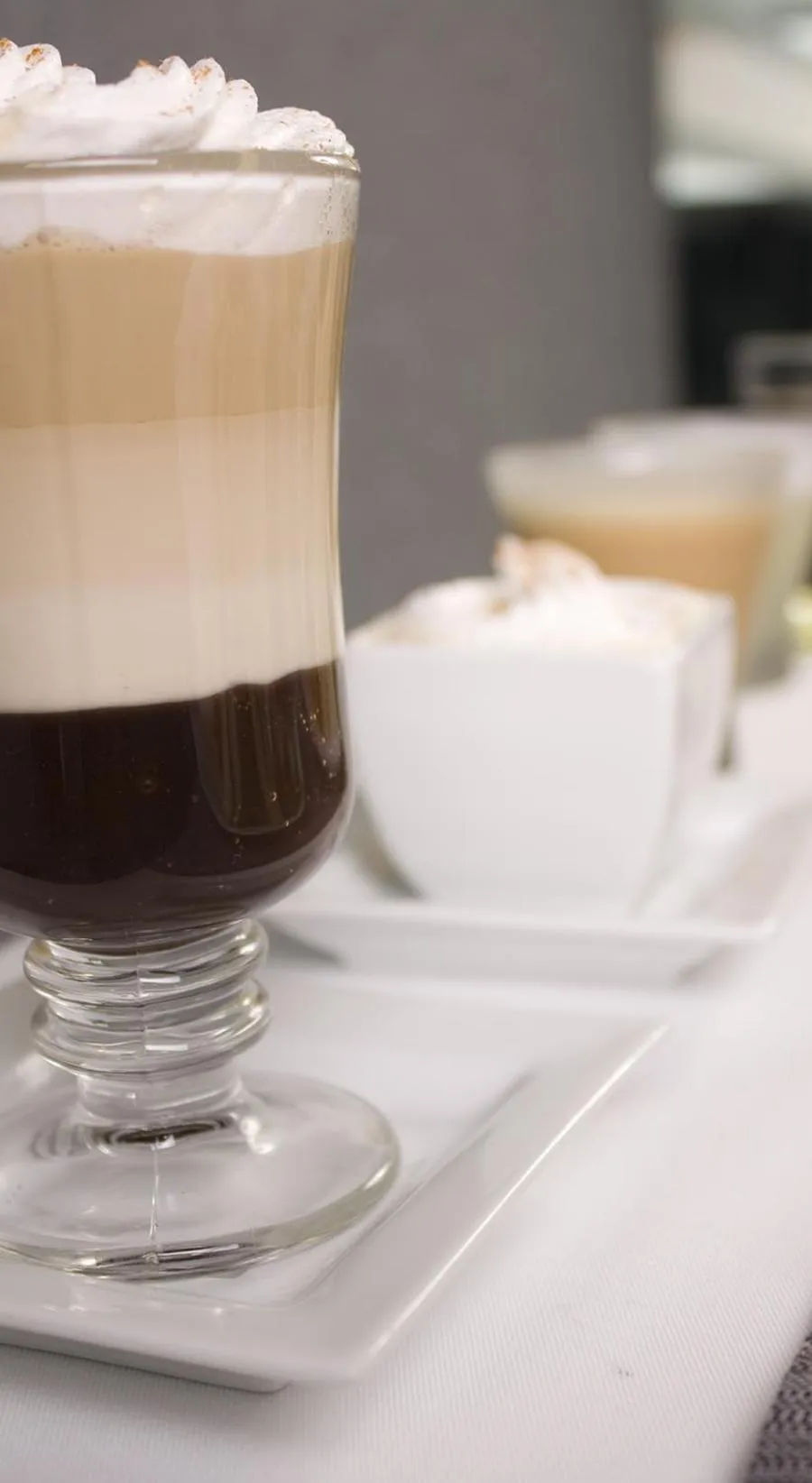 Food and drinks in Sunec Hotel