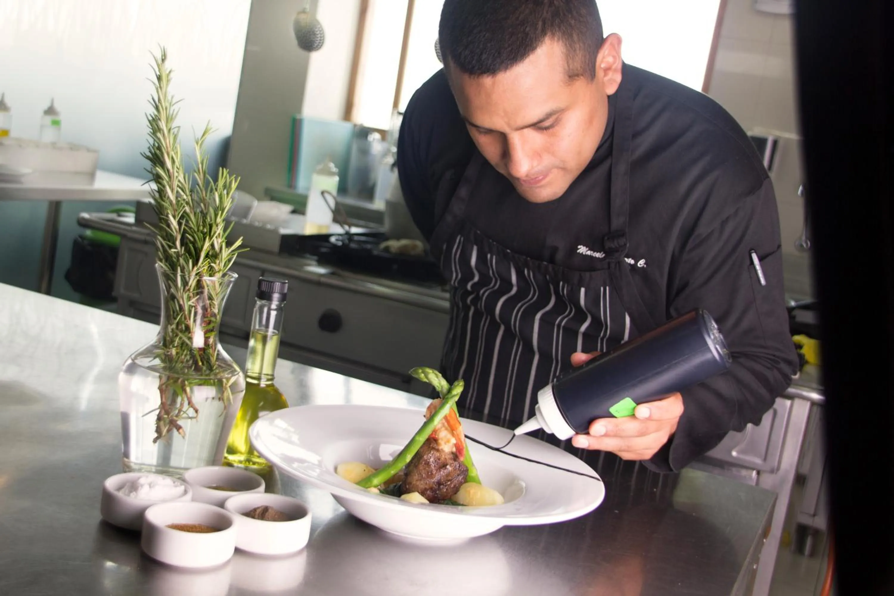 Food and drinks in Sunec Hotel