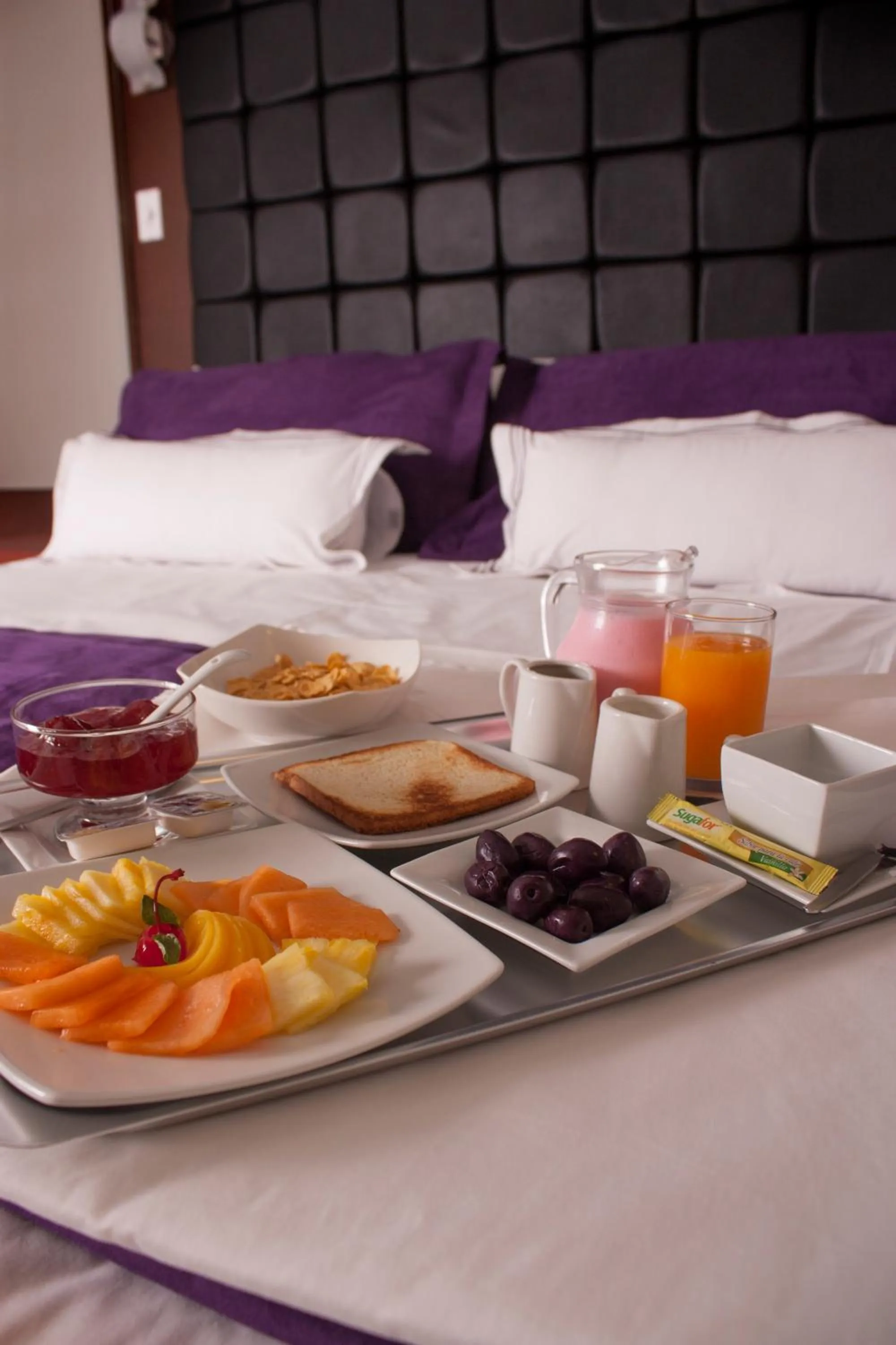 Bedroom, Bed in Sunec Hotel