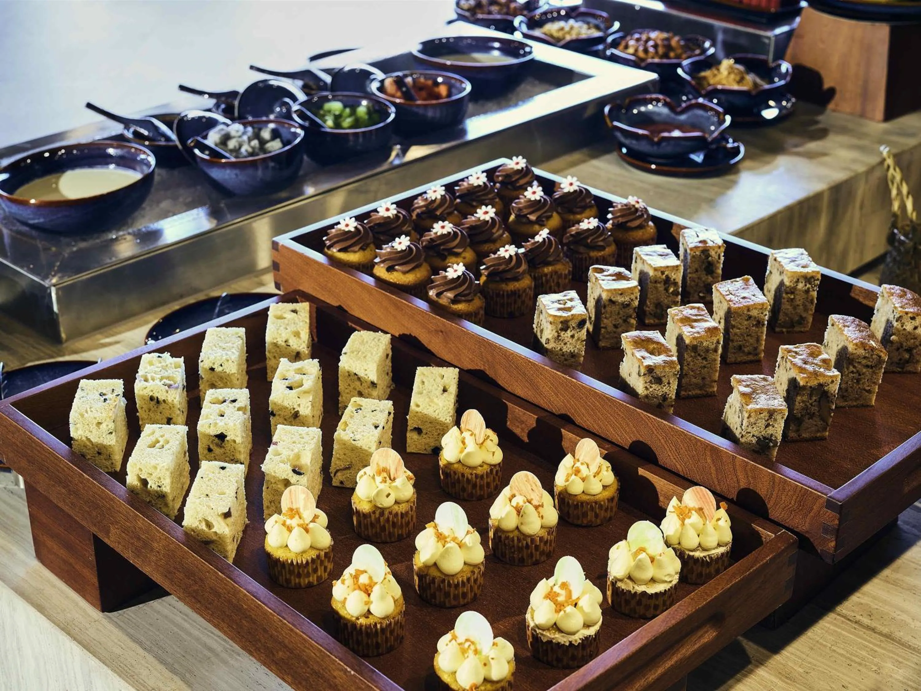 Restaurant/places to eat in Novotel Hanoi Thai Ha