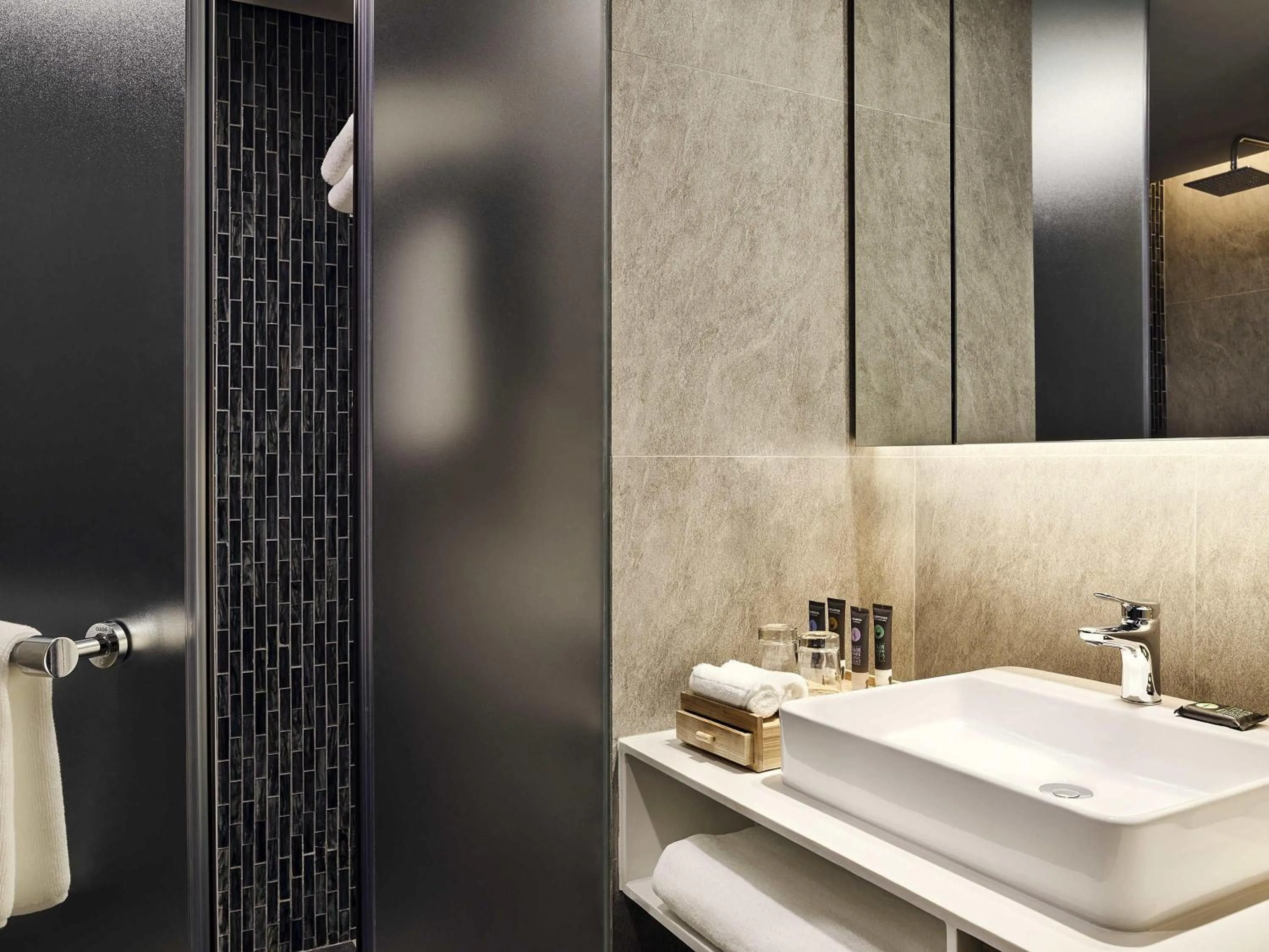 Bedroom in Novotel Hanoi Thai Ha