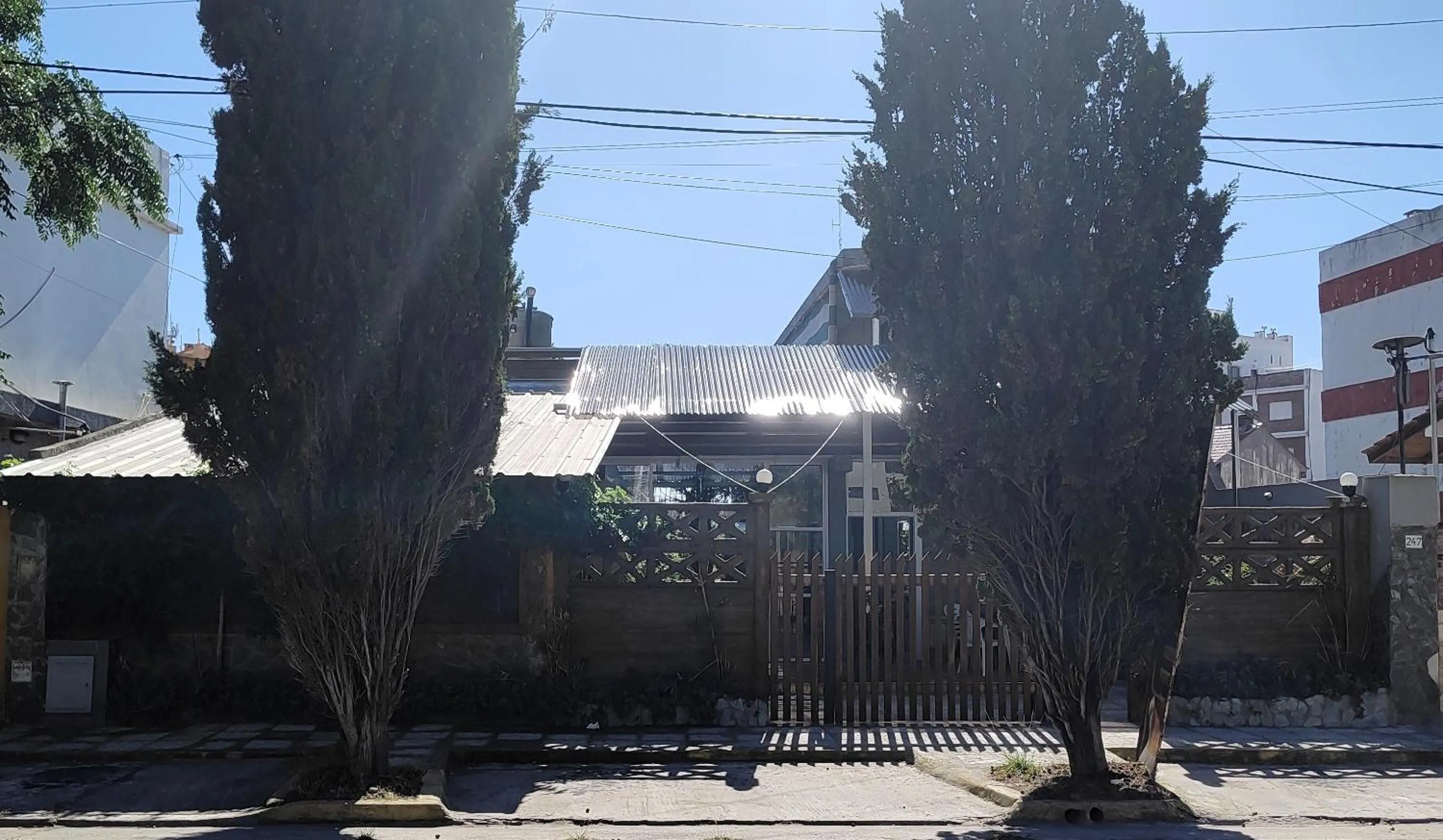 Facade/entrance in Hostel Megaró