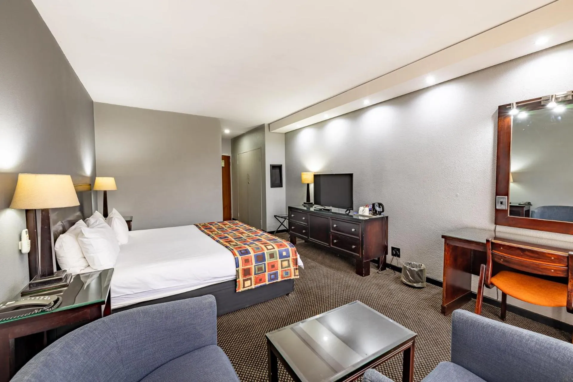 Bedroom, Bed in African Sky Ermelo Inn