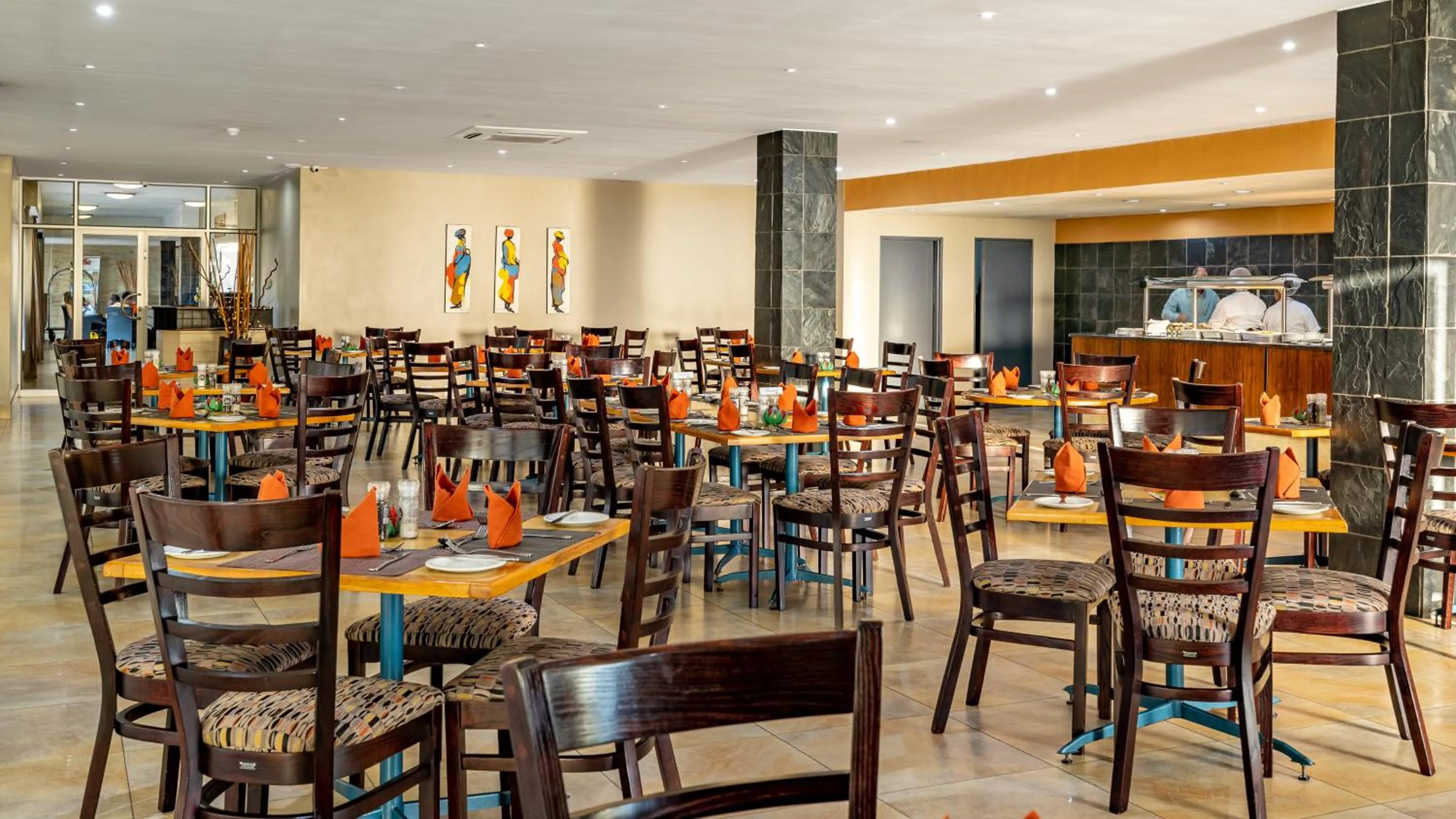 Restaurant/places to eat in African Sky Ermelo Inn