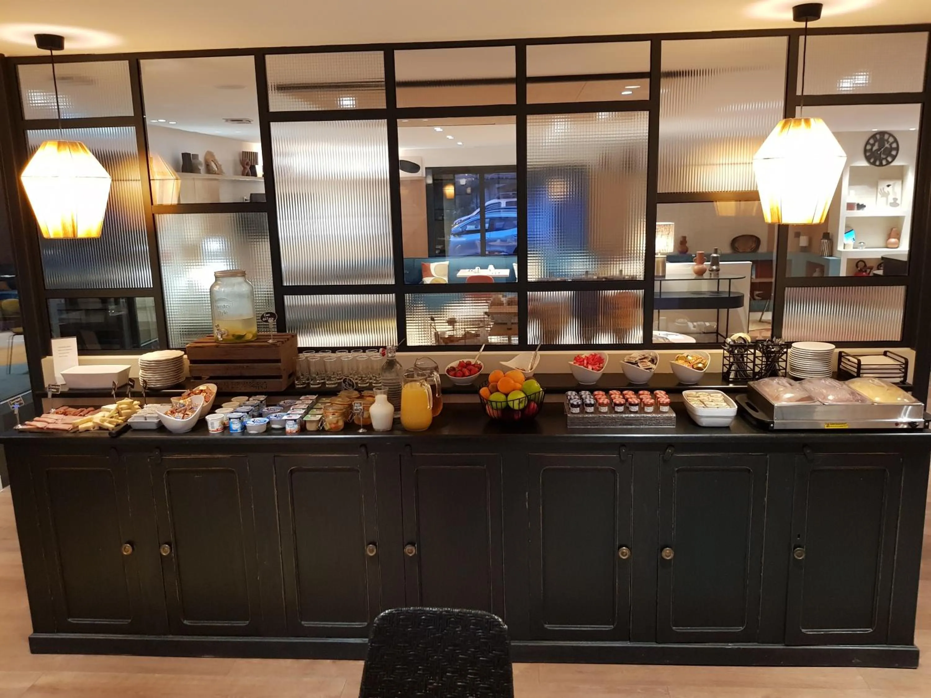 Buffet breakfast in Kyriad Carcassonne - Aéroport