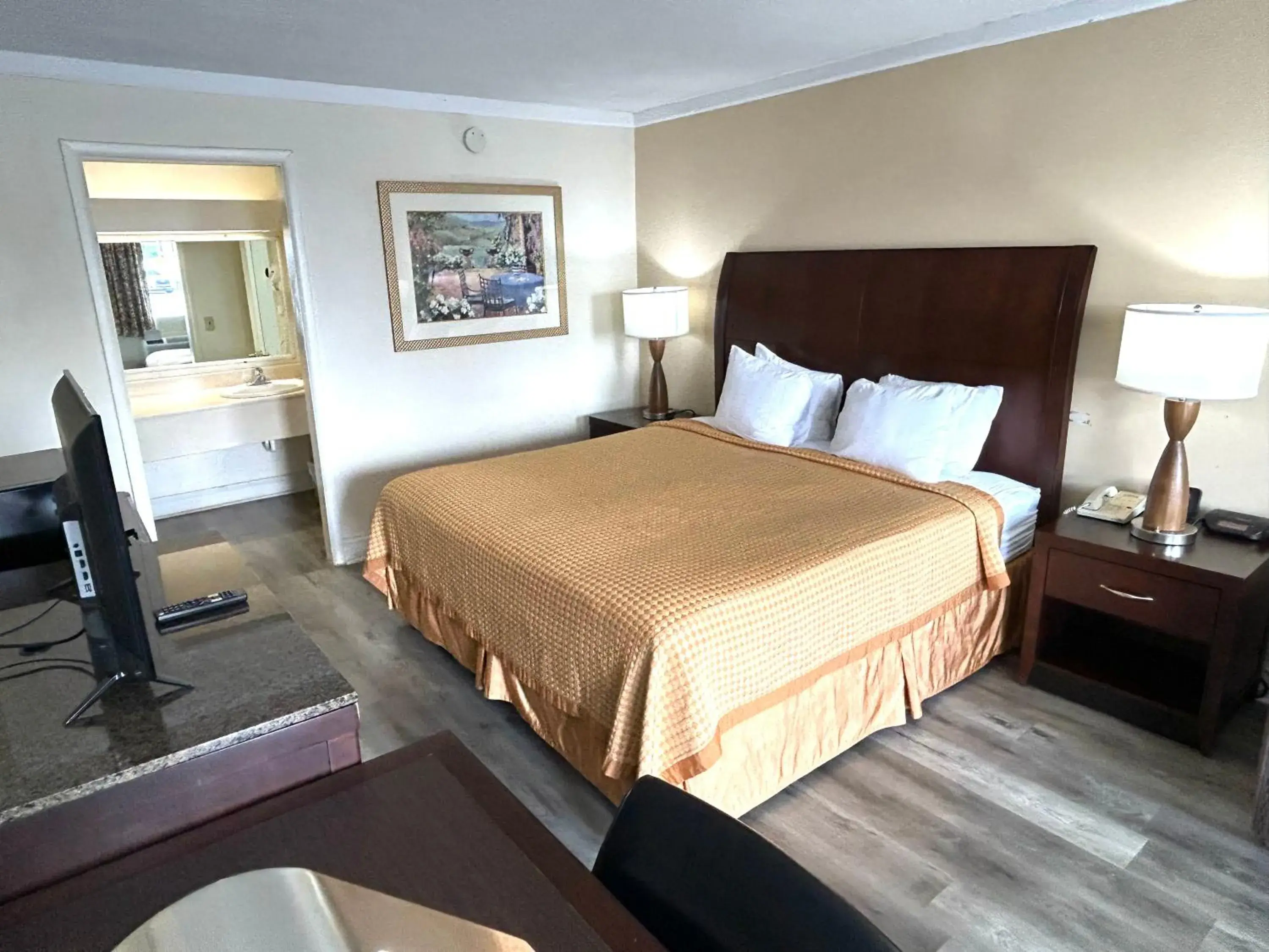 Bed in Relax Inn Perry National Fairgrounds Area I-75 Bed in Relax Inn Perry National Fairgrounds Area I-75