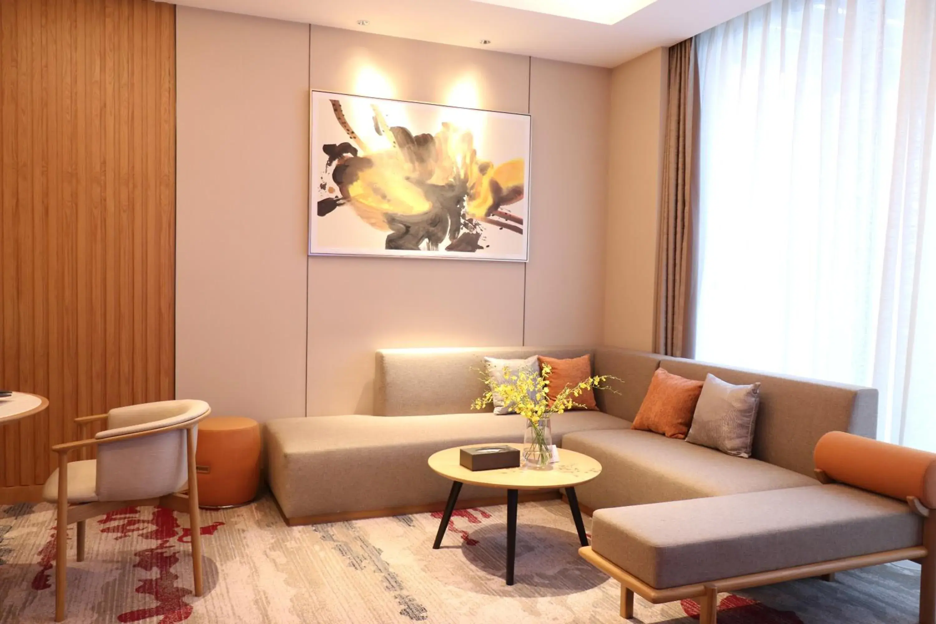Living room in Crowne Plaza Huzhou by IHG Living room in Crowne Plaza Huzhou by IHG
