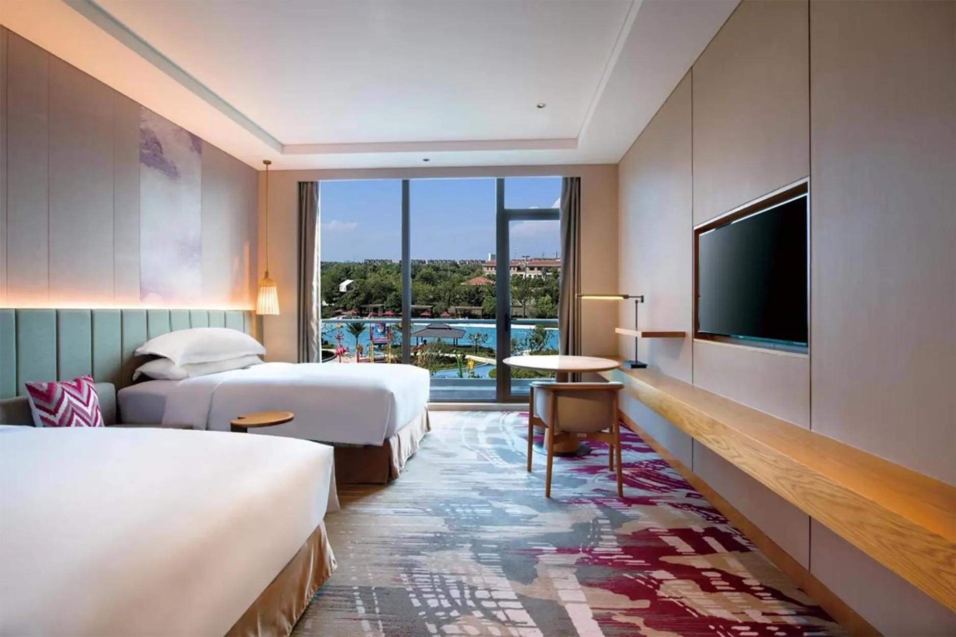 Bedroom, Bed in Crowne Plaza Huzhou by IHG
