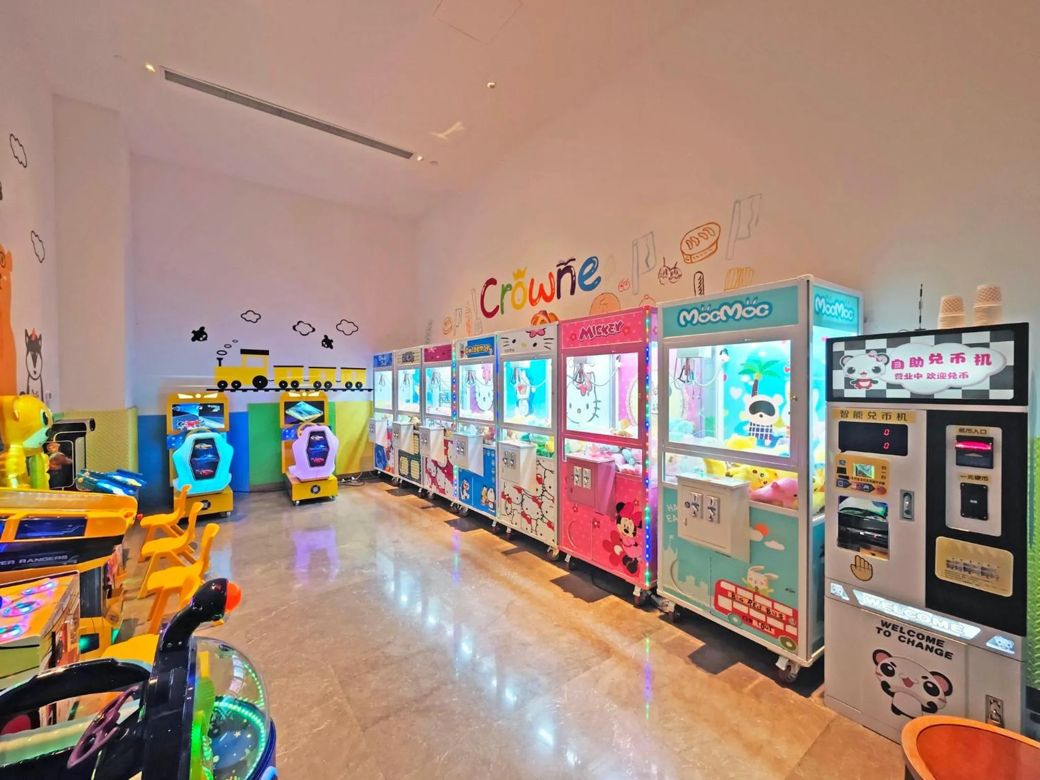 Game Room in Crowne Plaza Huzhou by IHG