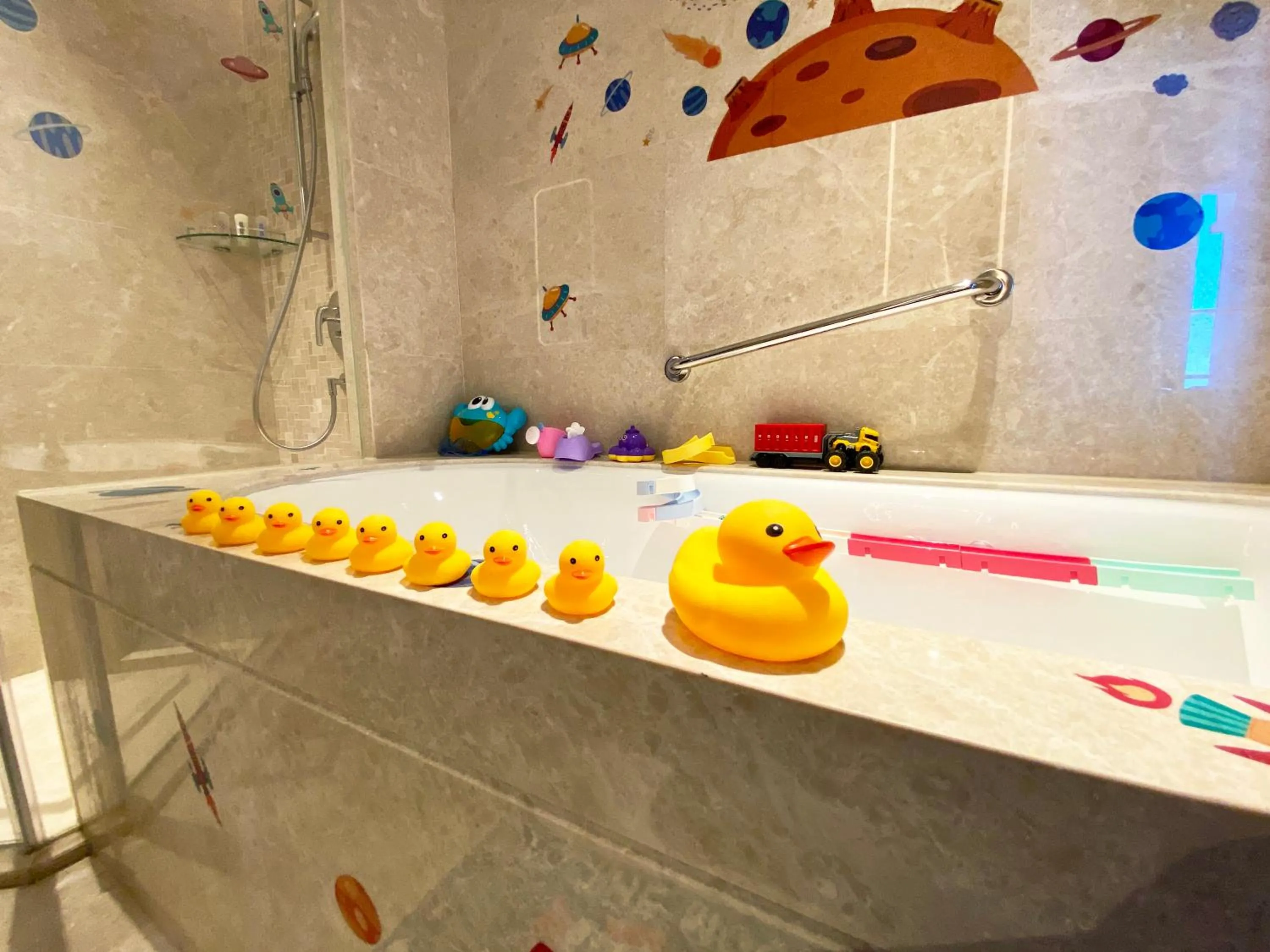 Bath in Crowne Plaza Huzhou by IHG