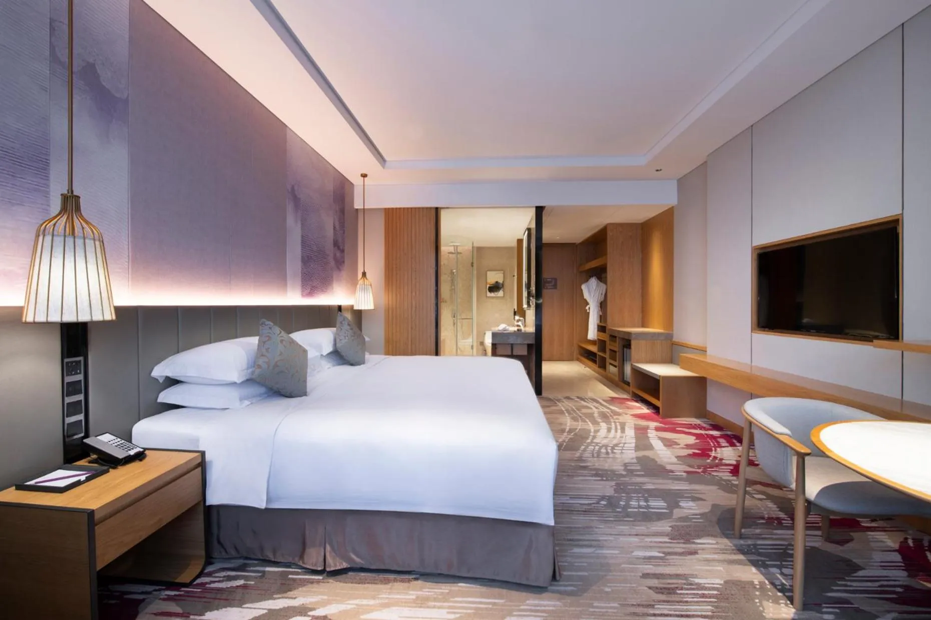 Property building, Bed in Crowne Plaza Huzhou by IHG