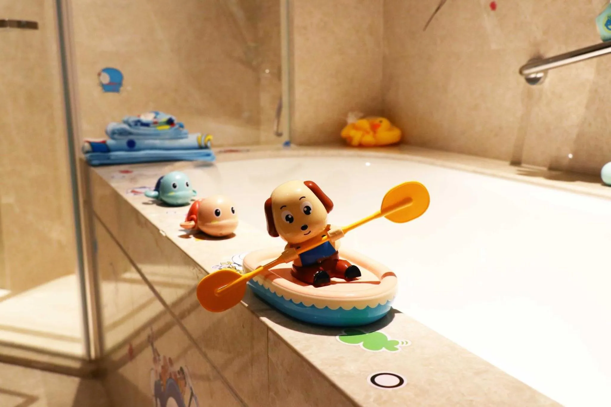 Photo of the whole room in Crowne Plaza Huzhou by IHG