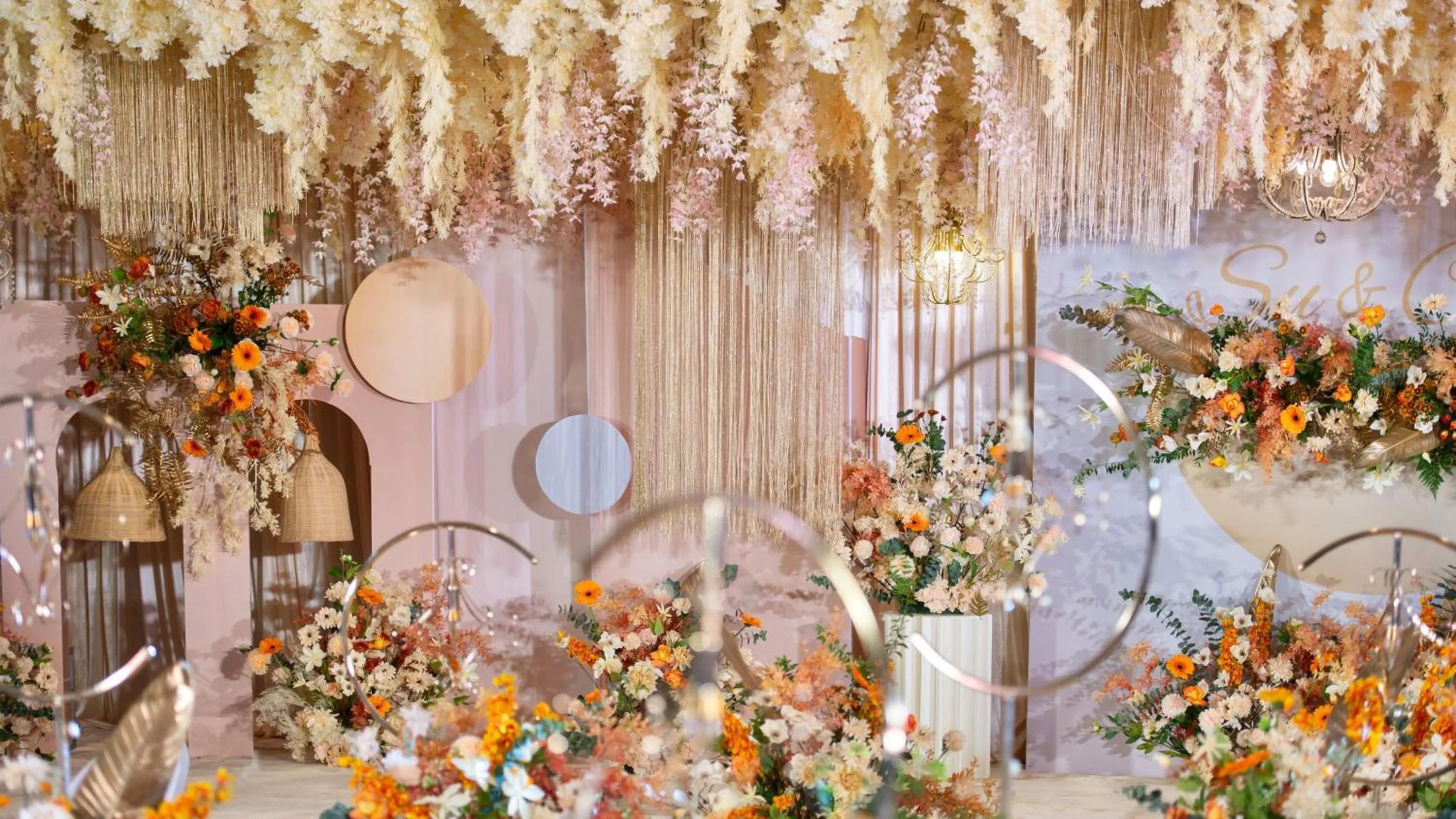 Meeting/conference room in Holiday Inn Resort Qionghai Guantang by IHG