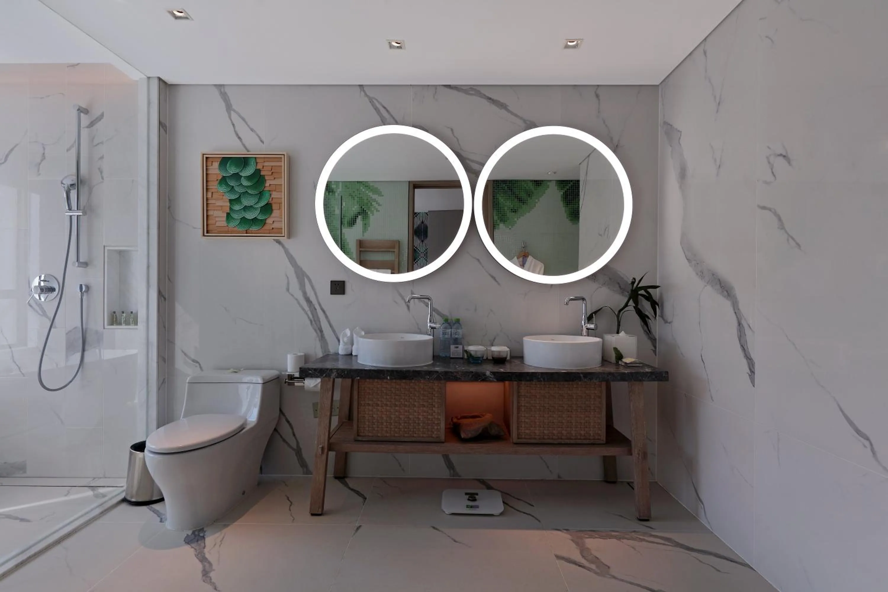 Photo of the whole room in Holiday Inn Resort Qionghai Guantang by IHG