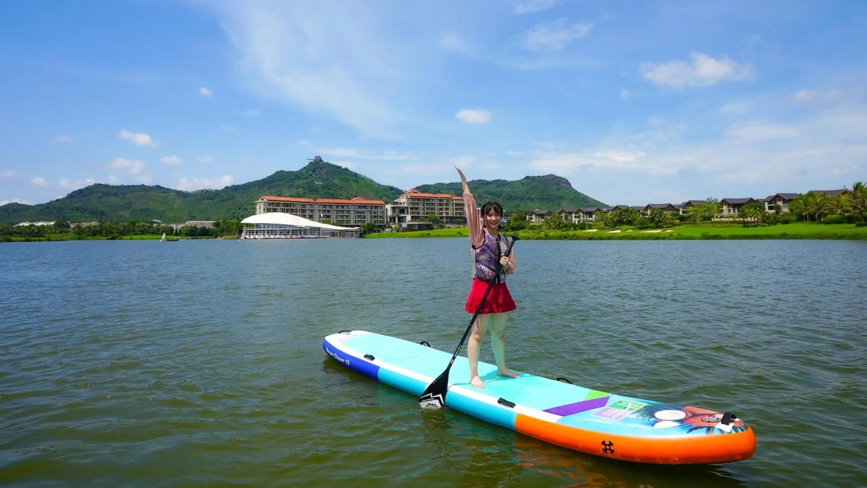 Swimming pool in Holiday Inn Resort Qionghai Guantang by IHG