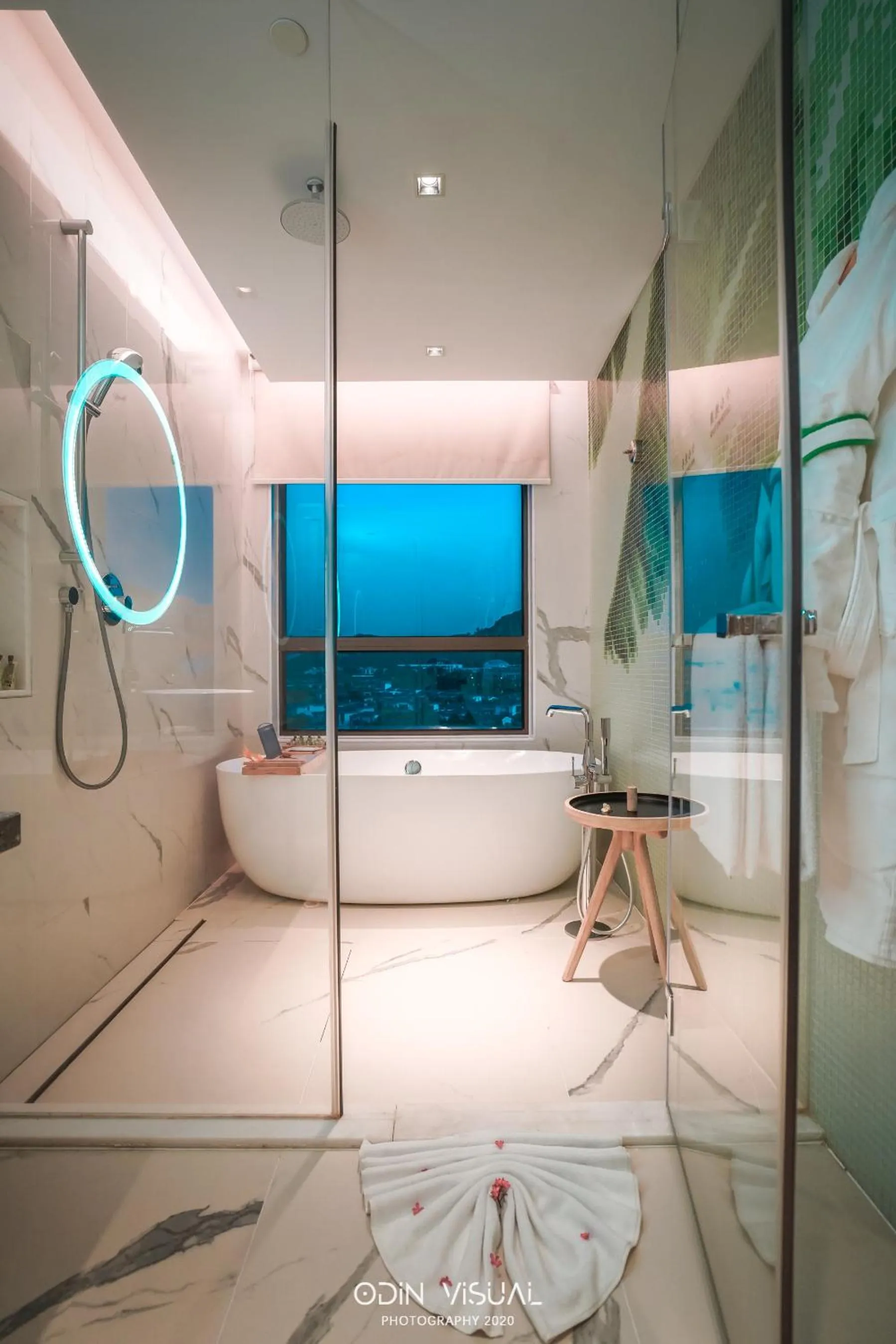 Bathroom in Holiday Inn Resort Qionghai Guantang by IHG