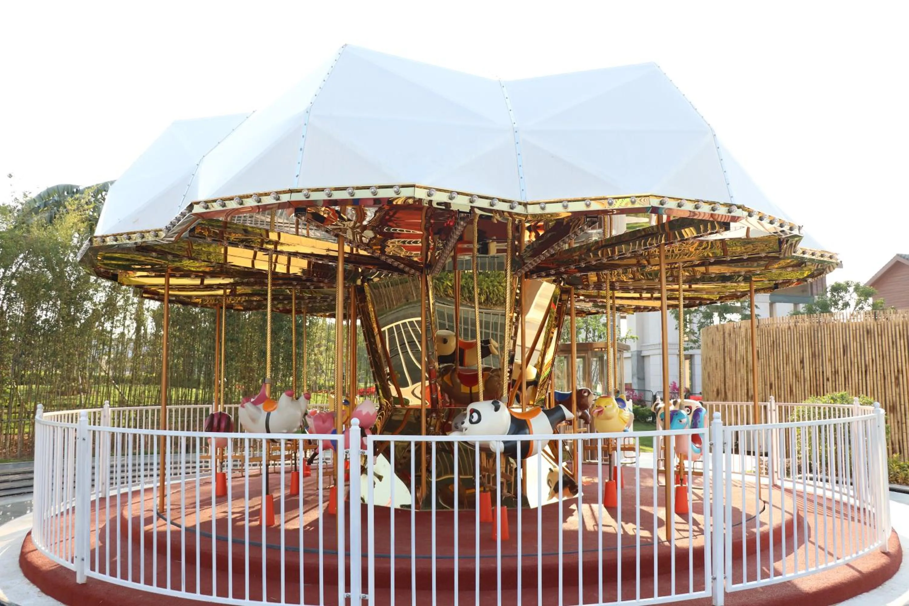 Decorative detail in Holiday Inn Resort Qionghai Guantang by IHG