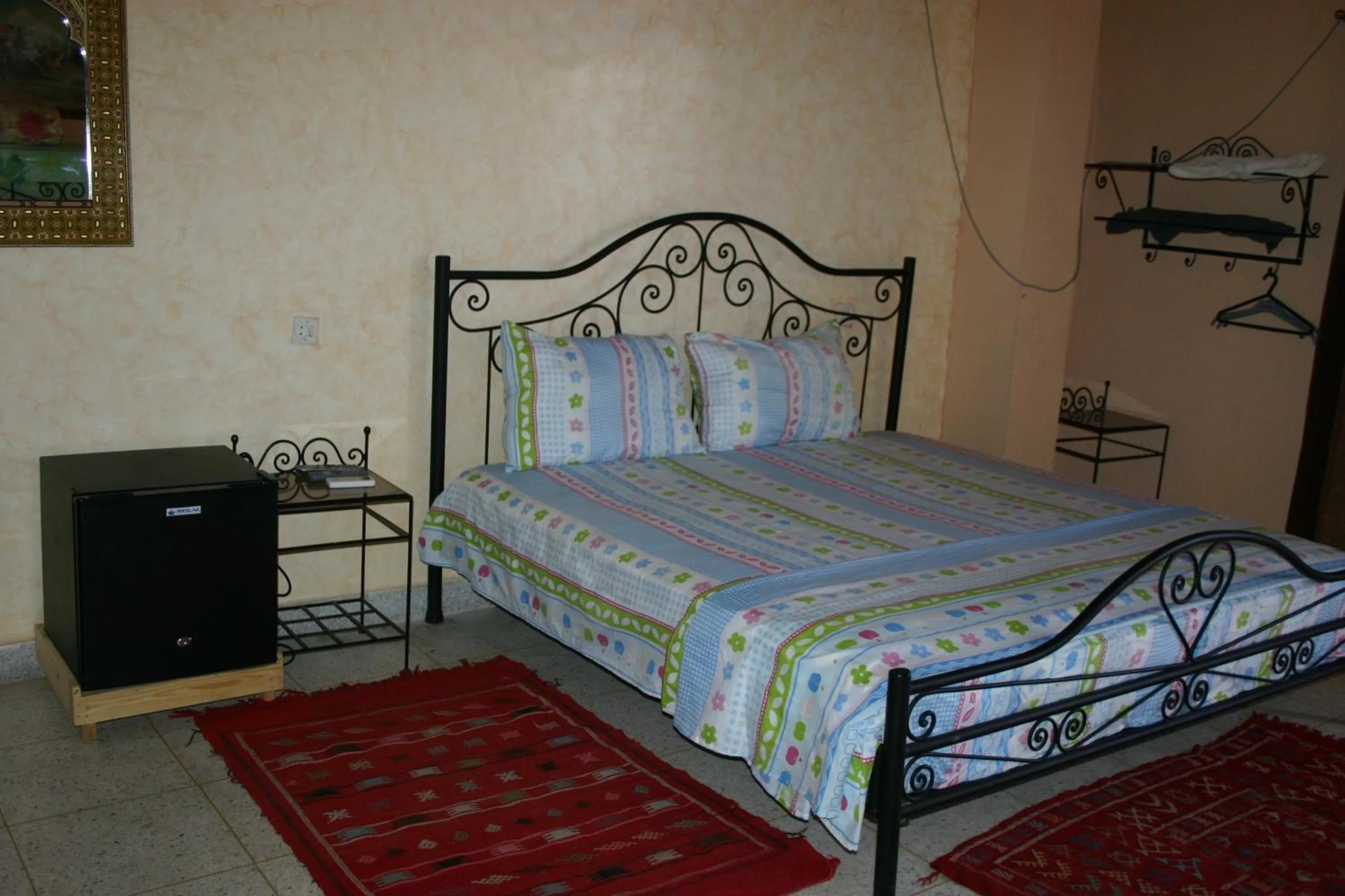 Photo of the whole room, Bed in Bab Al Madina