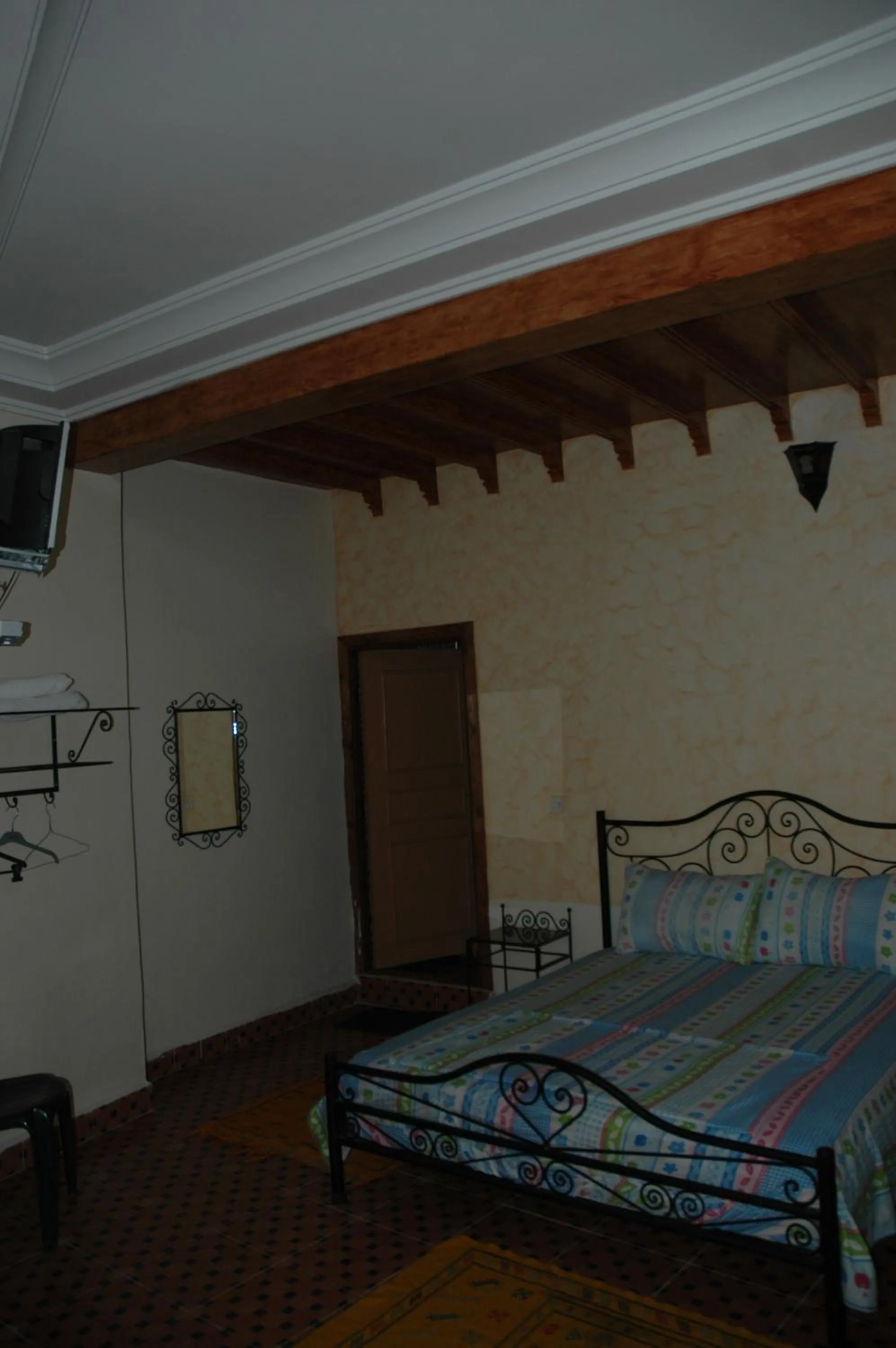 Photo of the whole room, Bed in Bab Al Madina