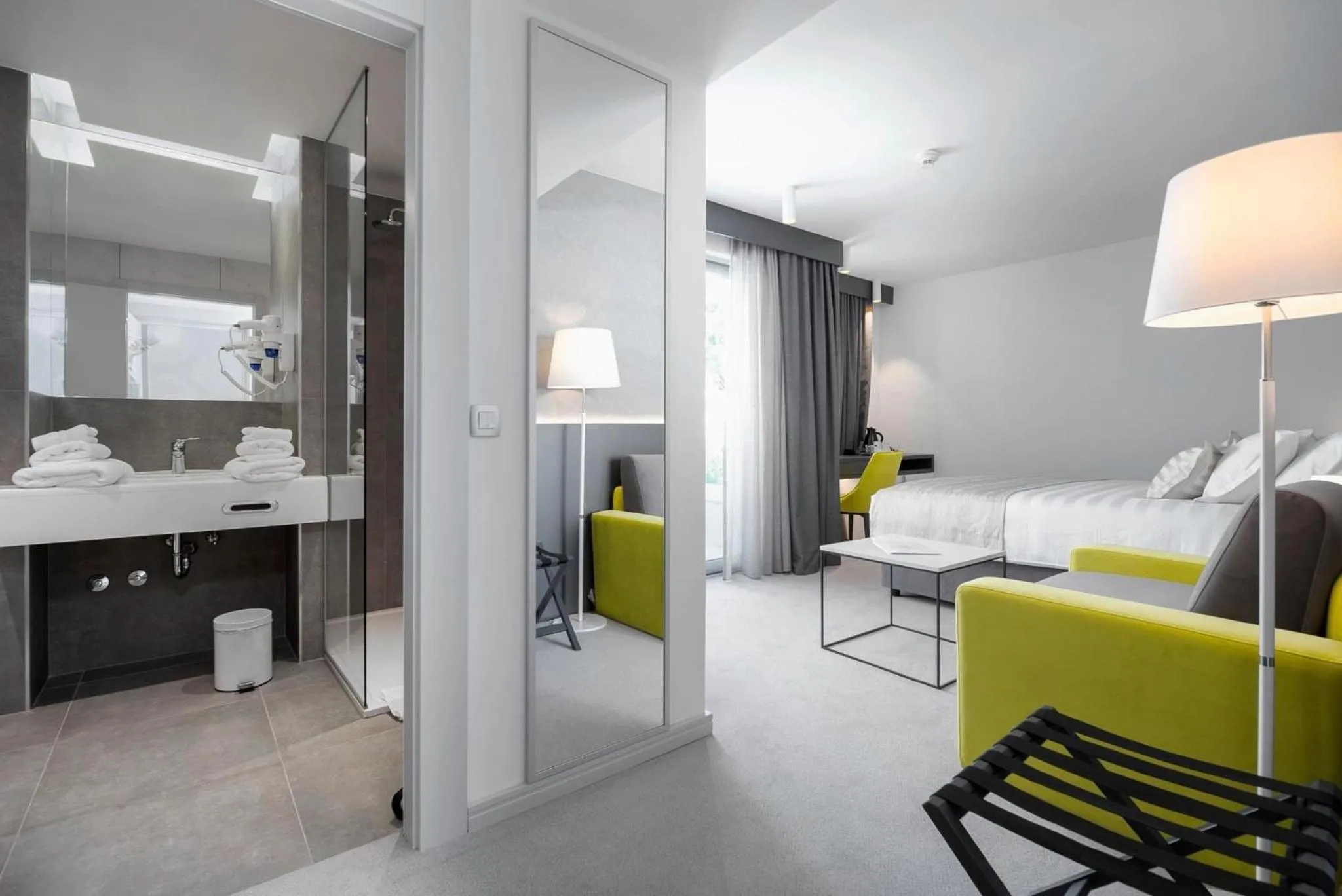 Bed in Boutique Hotel Mirjam