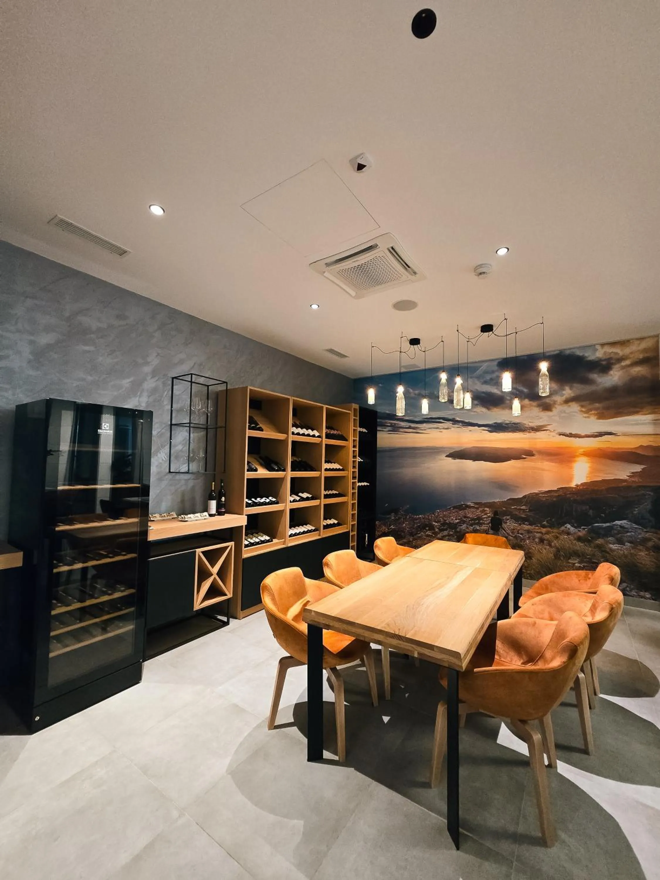 On-site shops in Boutique Hotel Mirjam