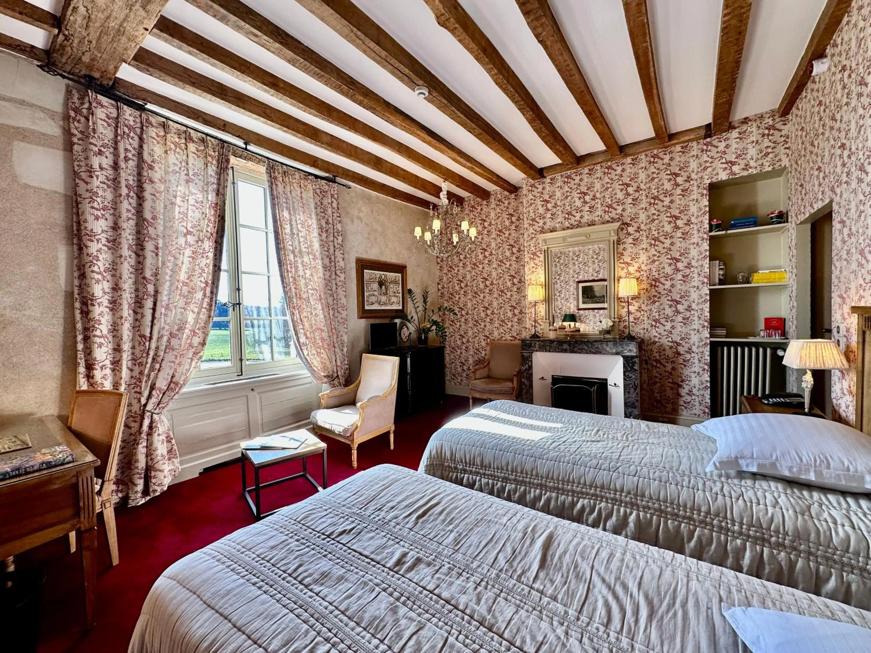 Bed in Chateau des Arpentis