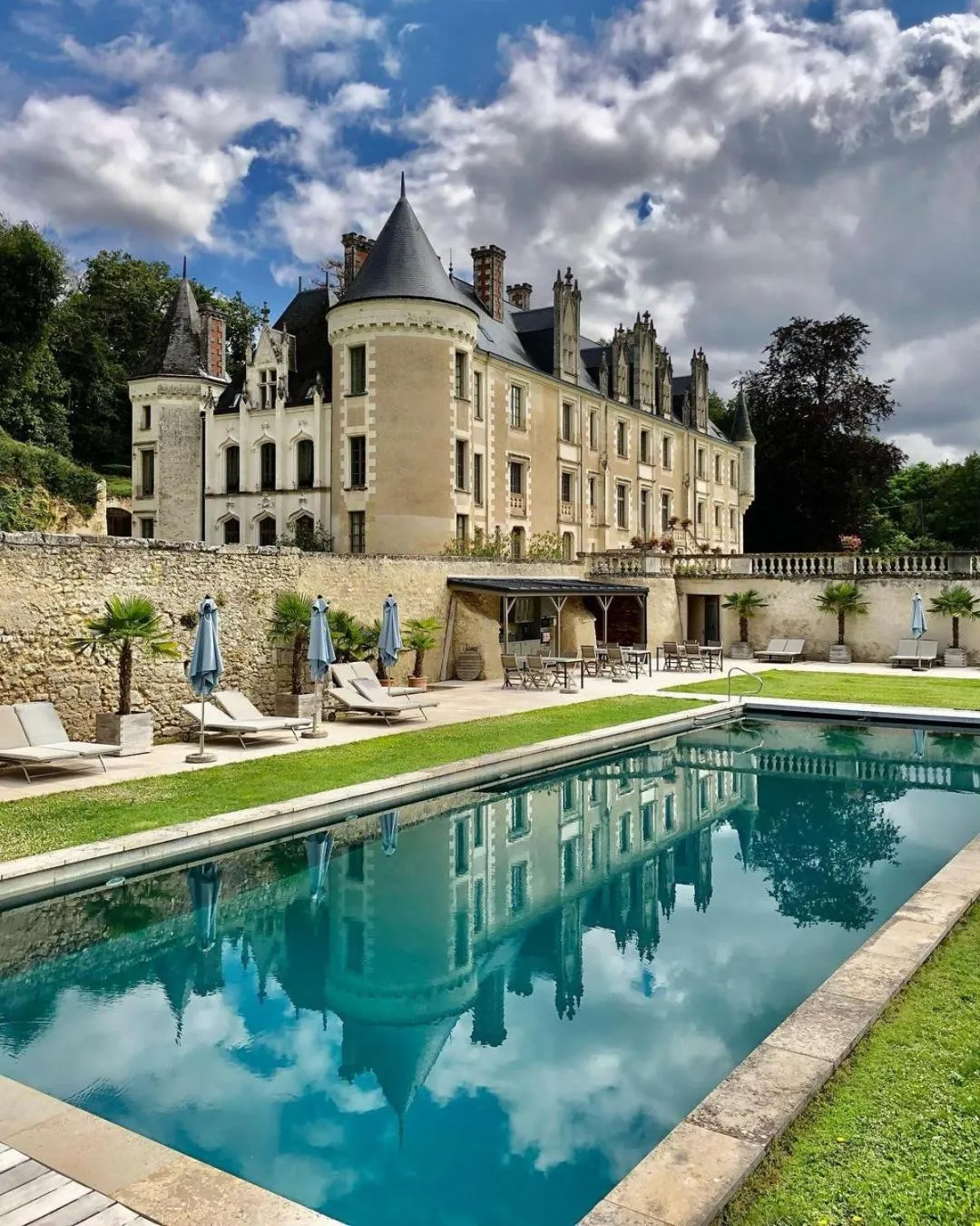 Property building in Chateau des Arpentis