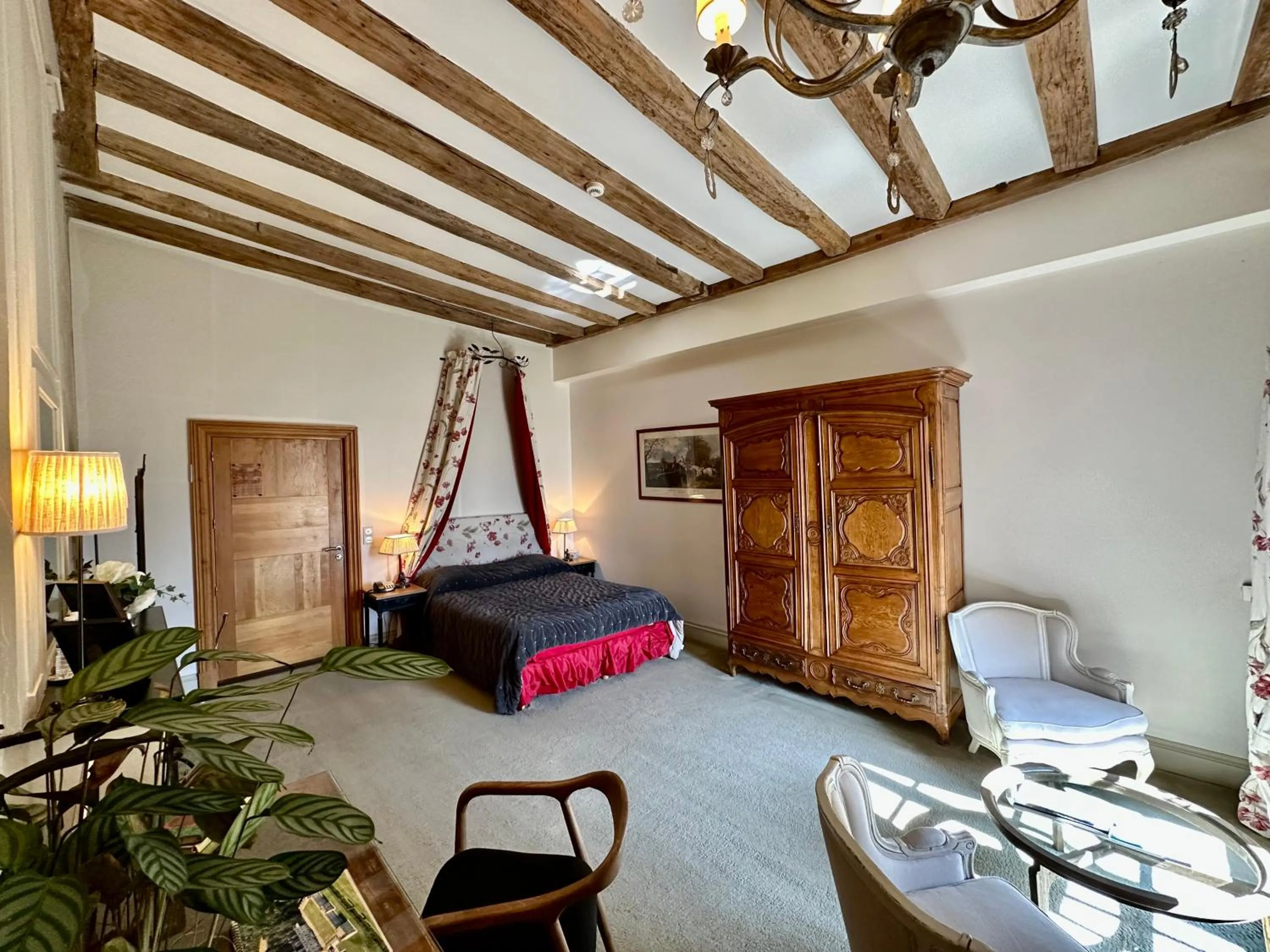 Bed in Chateau des Arpentis