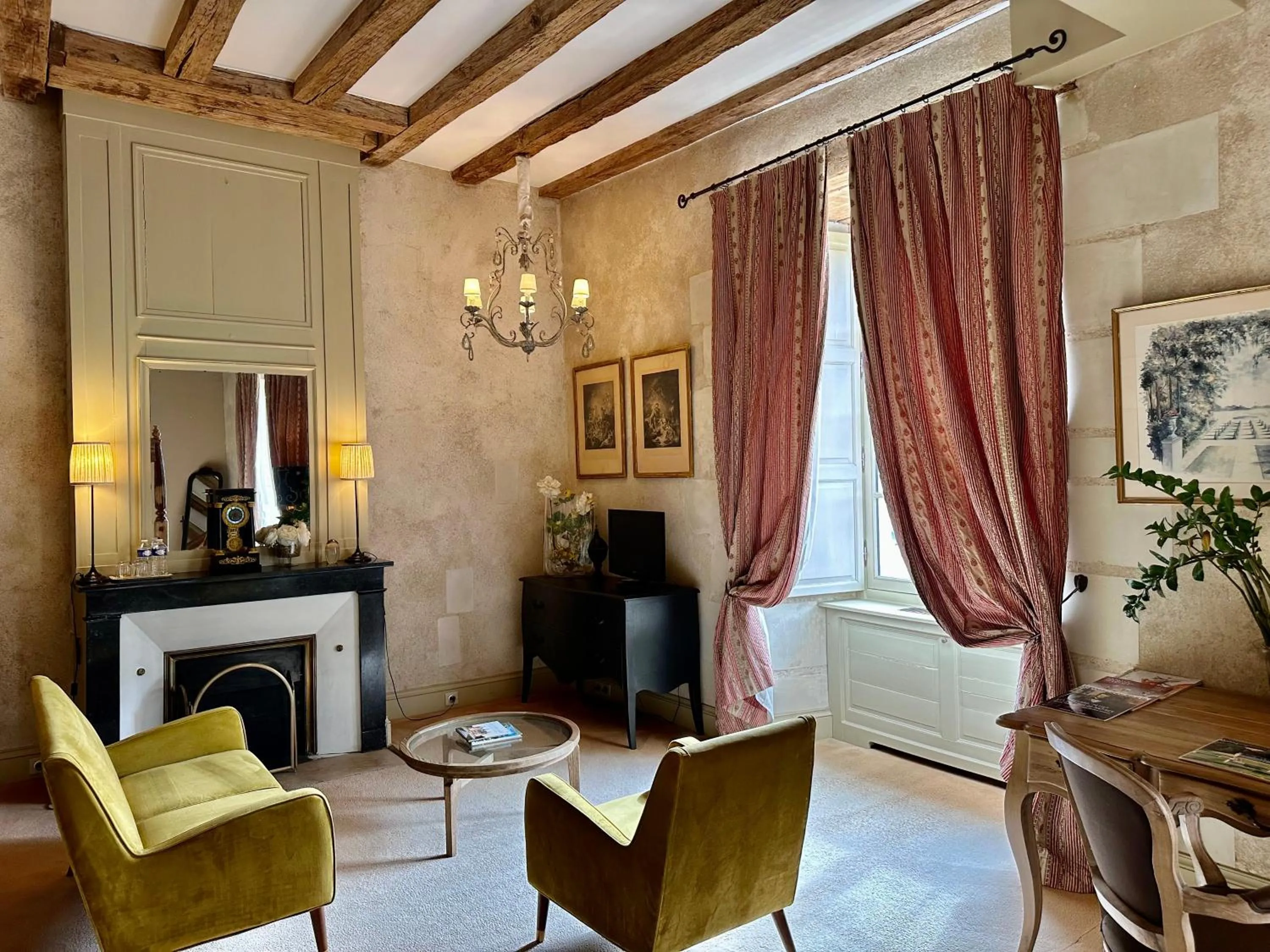 Seating area in Chateau des Arpentis